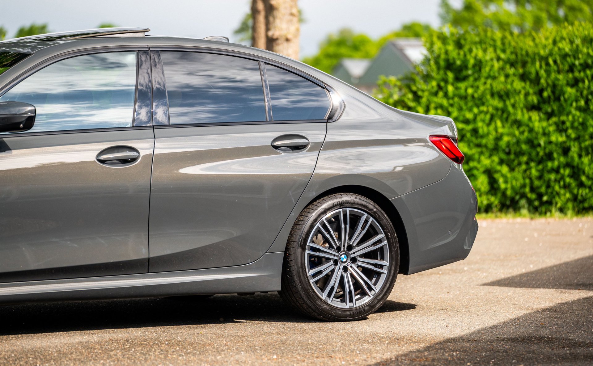 Foto van BMW 330i