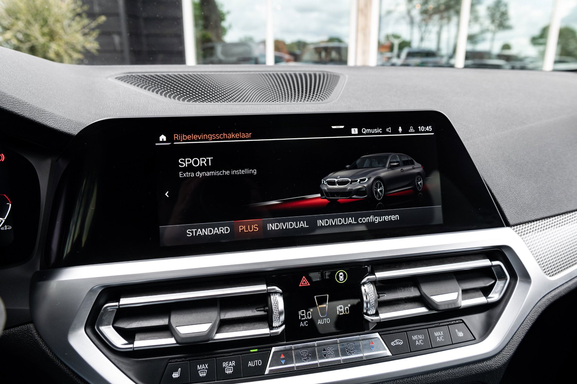 Foto van BMW 330i