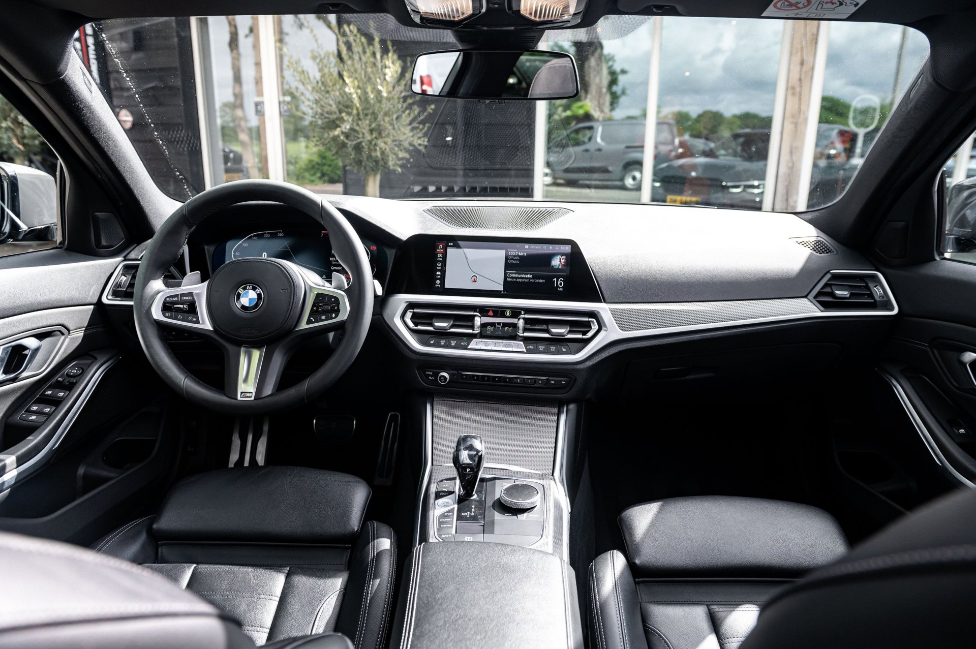 Foto van BMW 330i