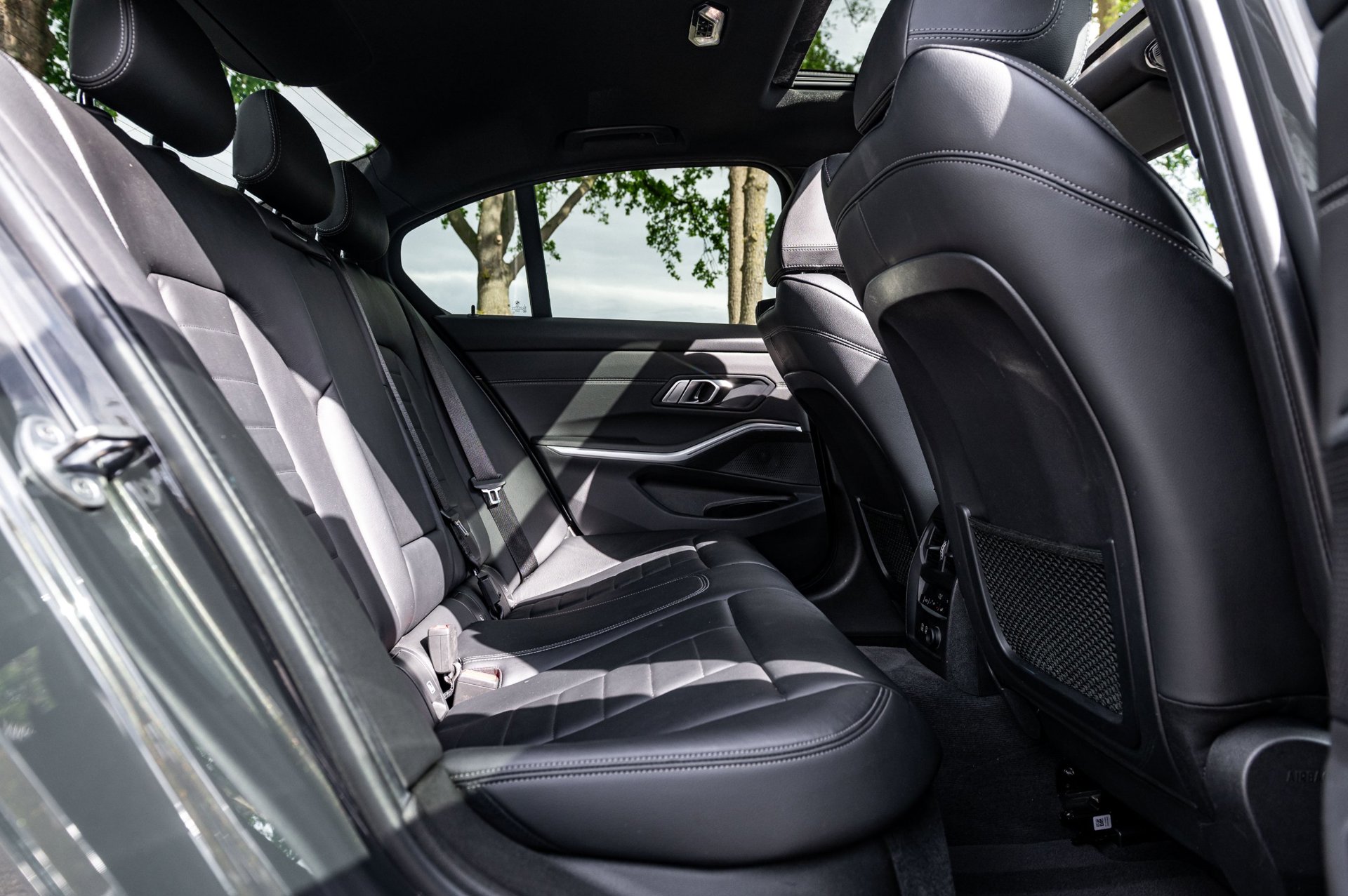 Foto van BMW 330i