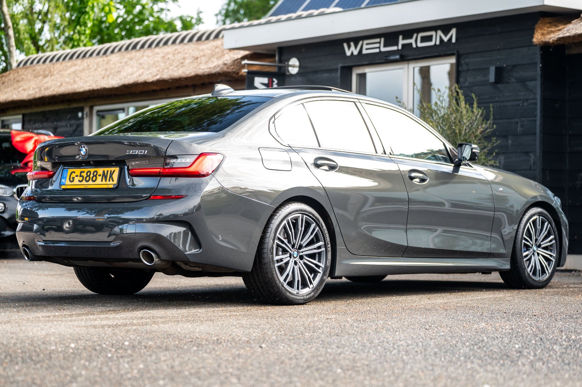 Foto van BMW 330i
