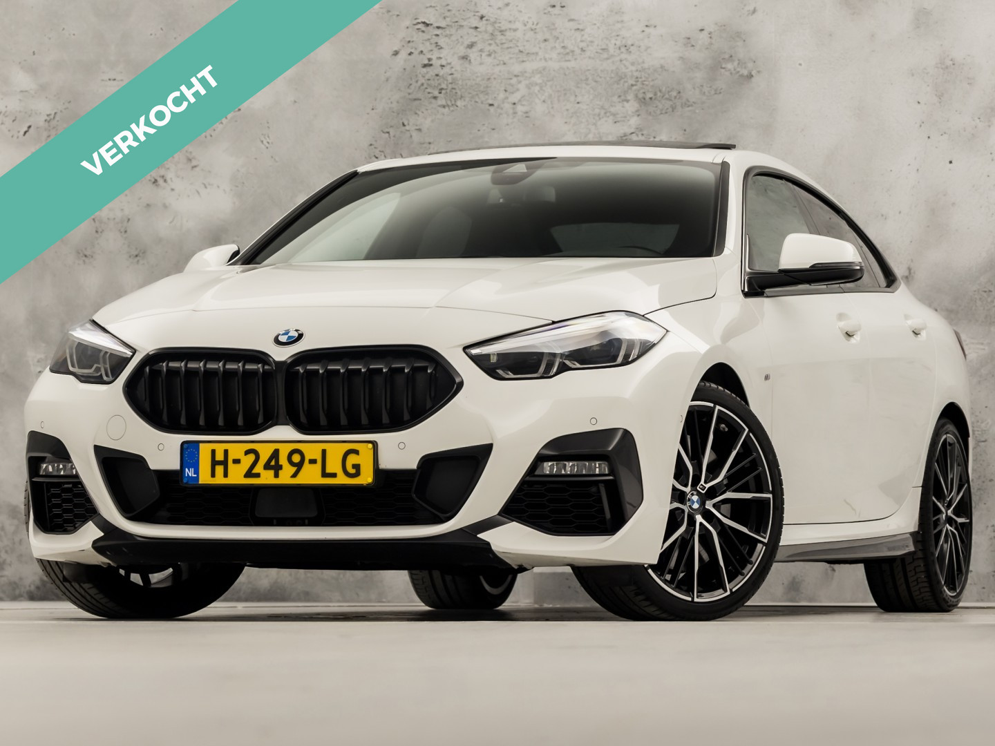 BMW 218i 218i M Sport High Executive 2020 - voorkant
