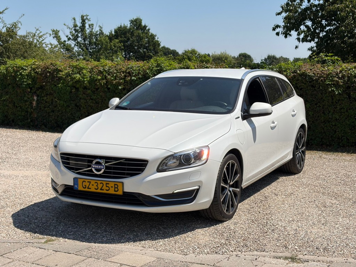 Foto van Volvo V60 Twin Engine