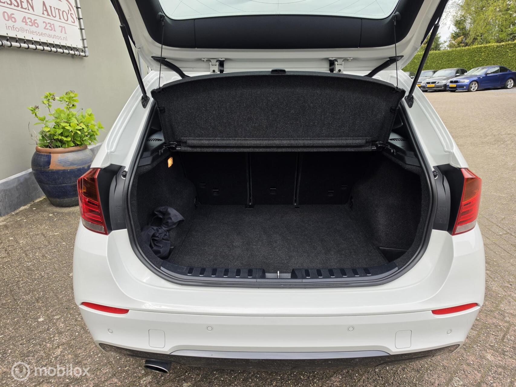 Foto van BMW X1 sDrive 18i