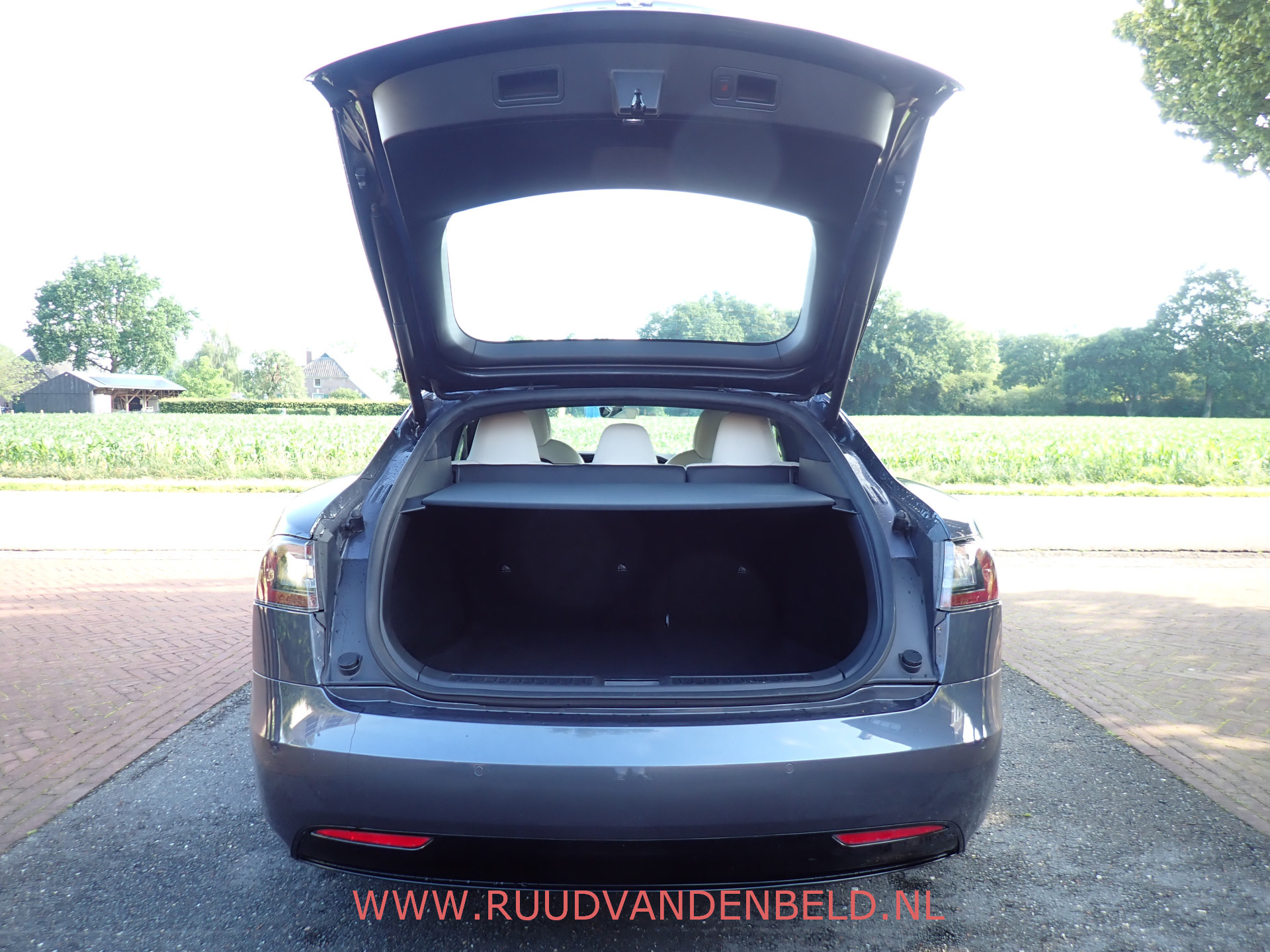 Foto van Tesla Model S