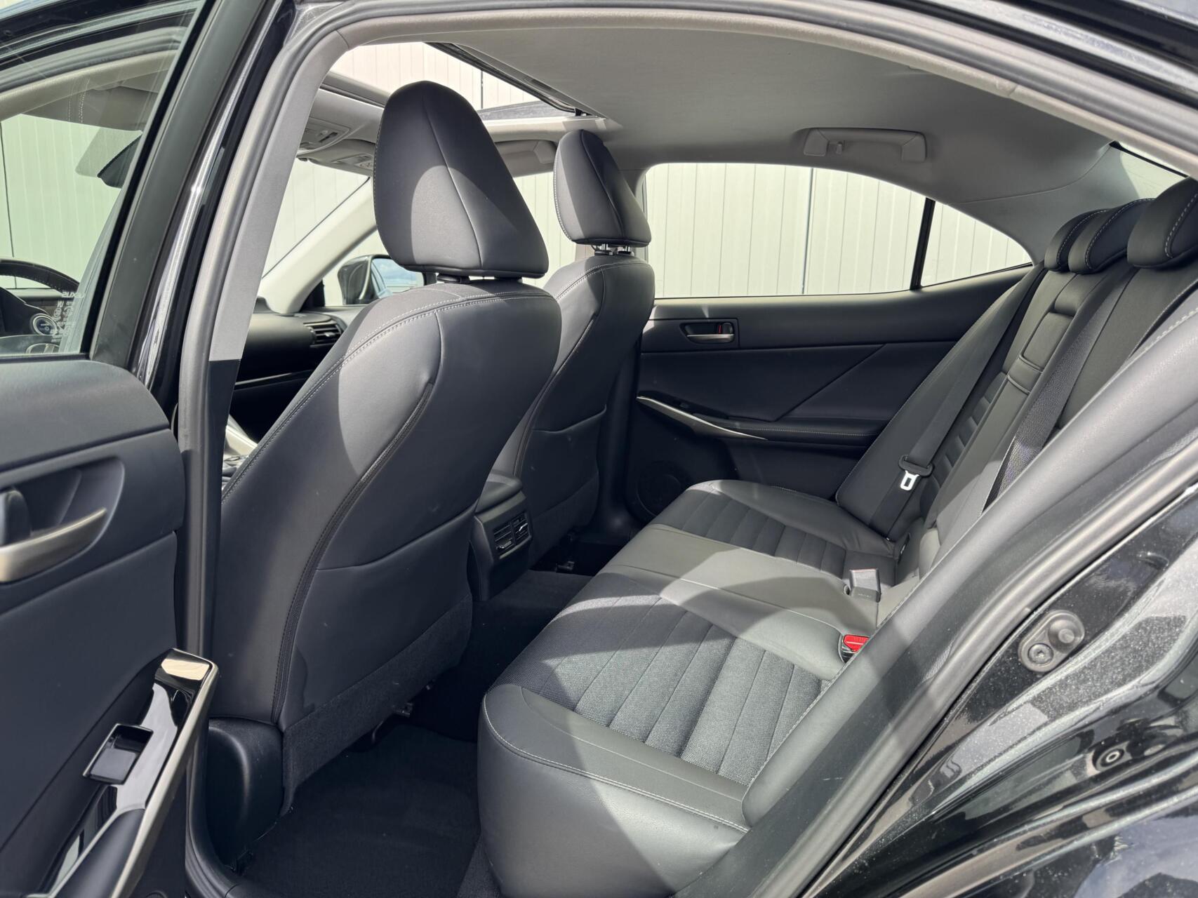 Foto van Lexus Is