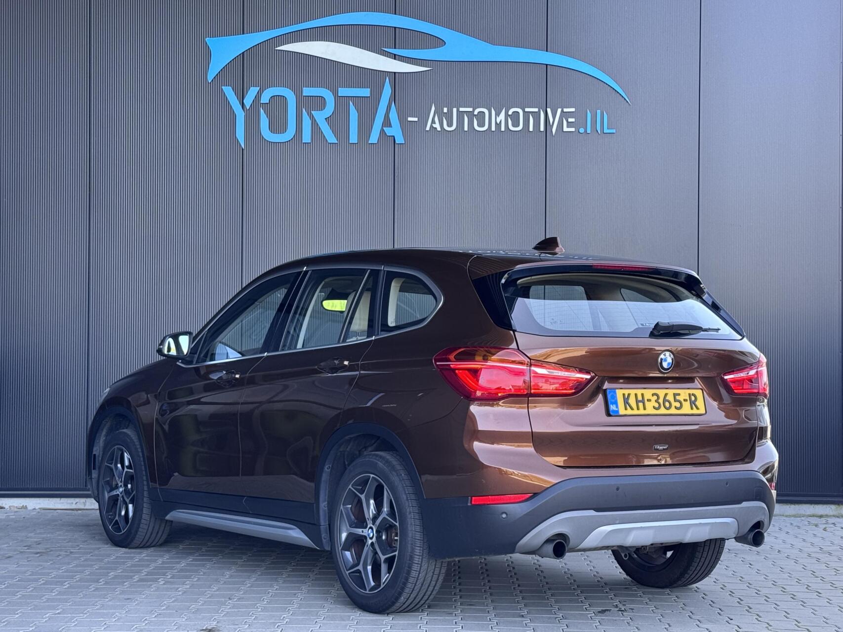 Foto van BMW X1