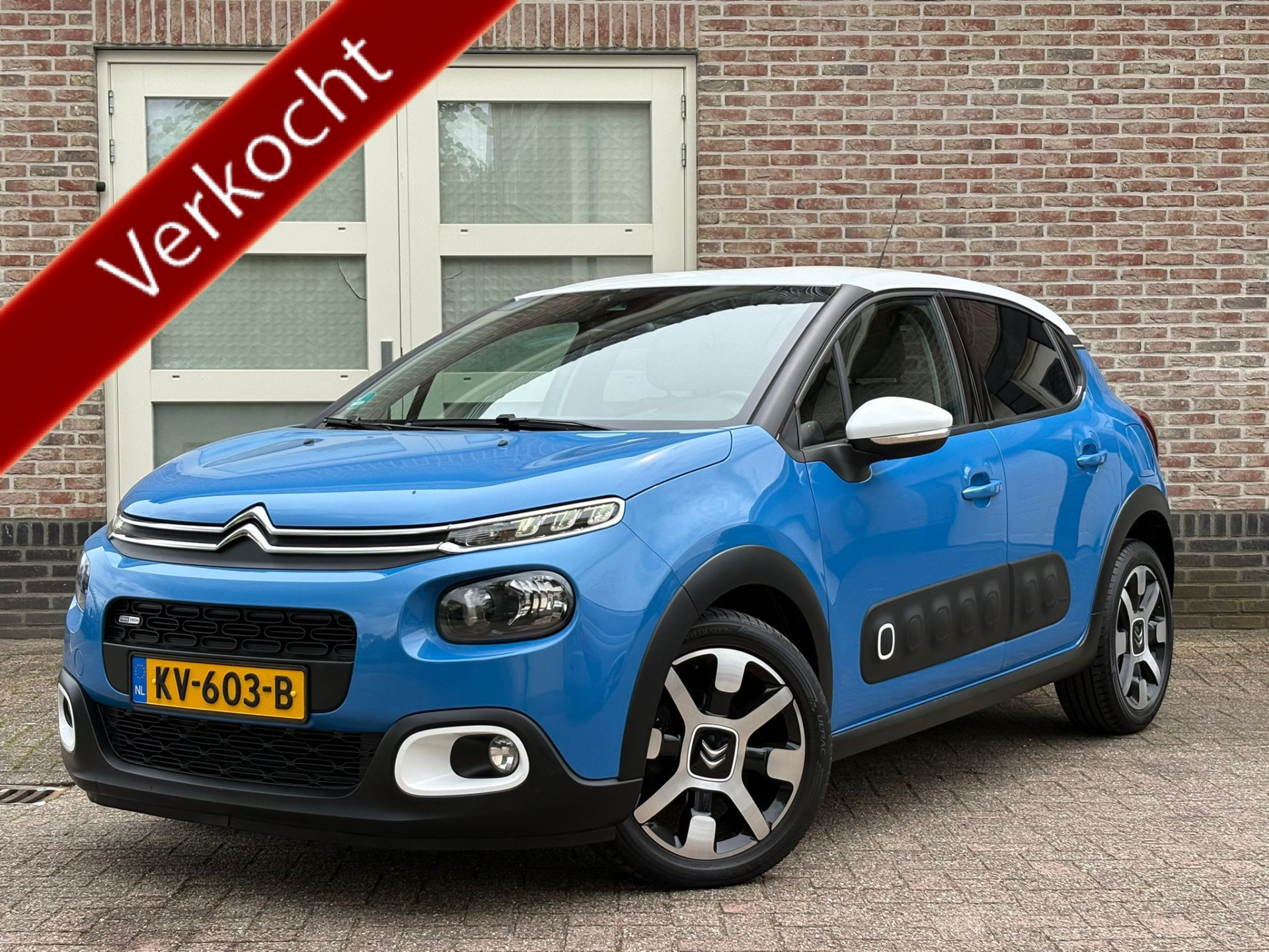 Citroen C3 1.2 PureTech S&S Shine Trekhaak Camera Dealer O.H. 2016 - voorkant