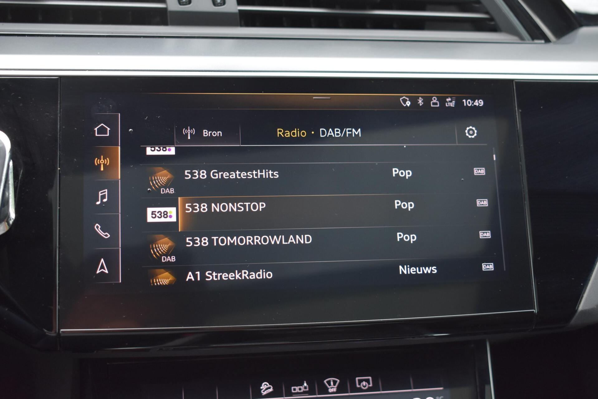 Foto van Audi E-tron