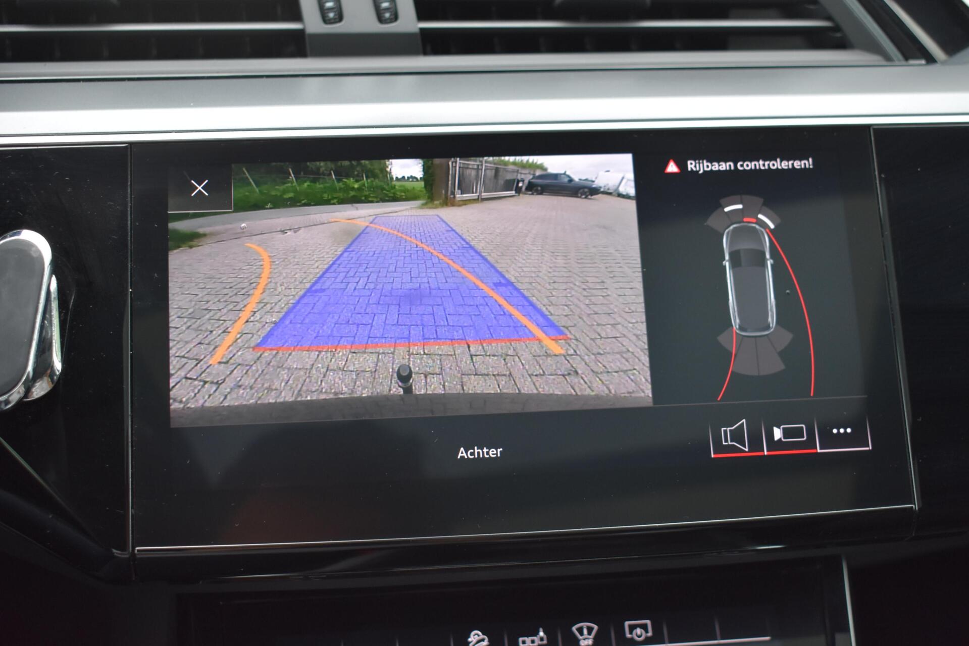 Foto van Audi E-tron