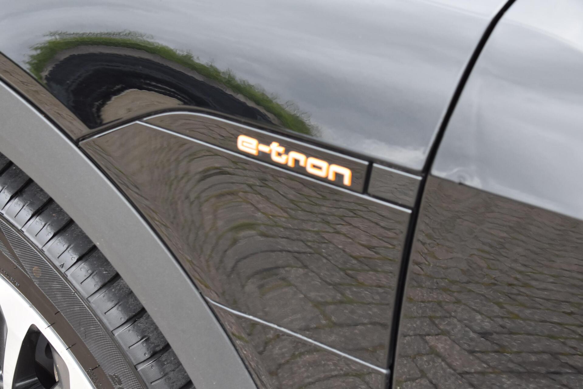 Foto van Audi E-tron