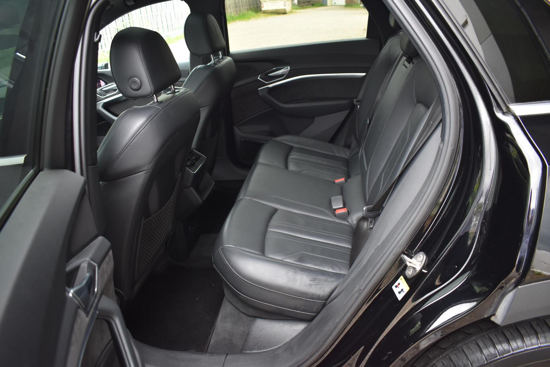 Foto van Audi E-tron