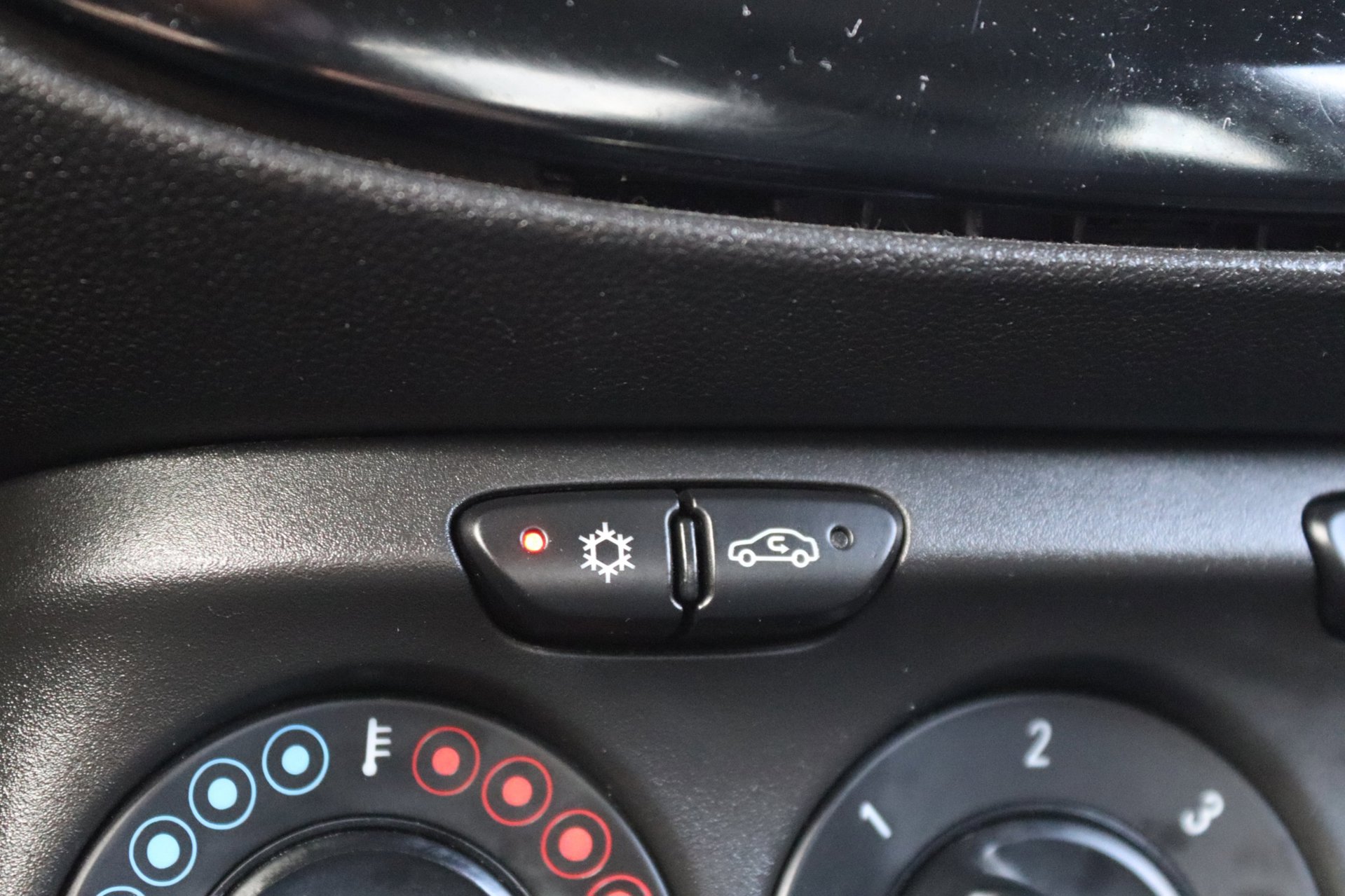 Foto van Opel Adam
