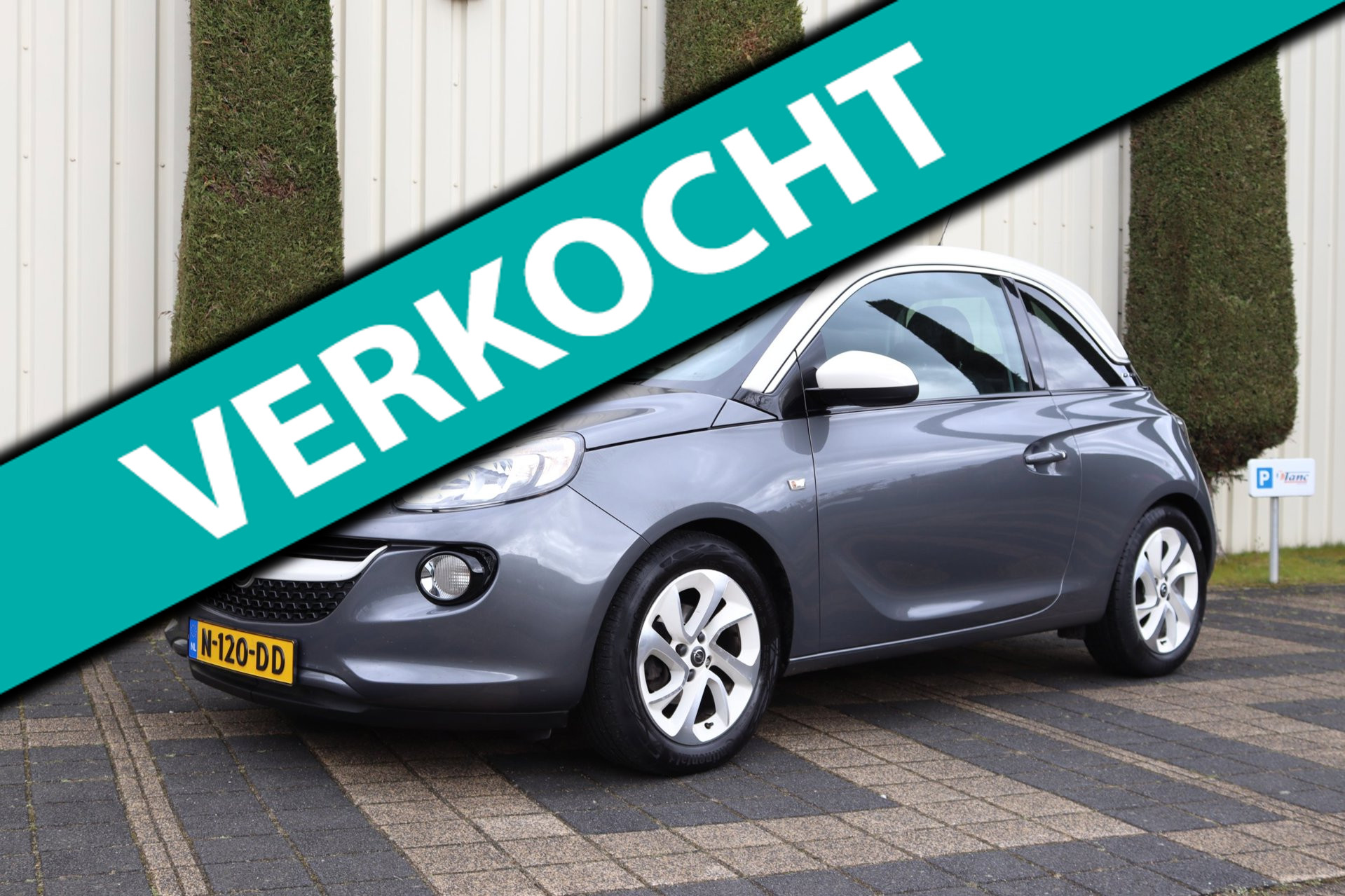 Opel Adam 1.2 Airco 2016 - voorkant