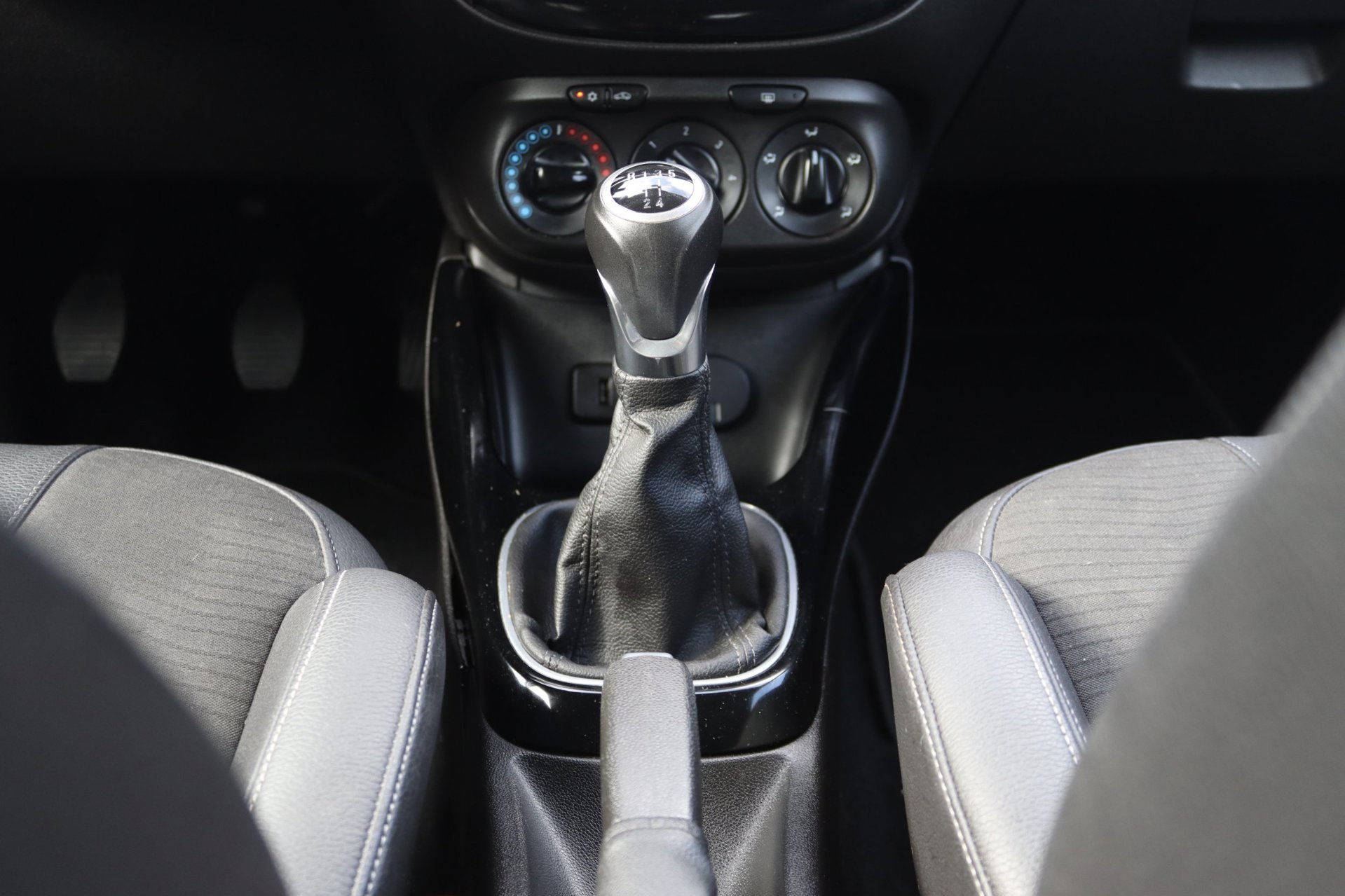 Foto van Opel Adam