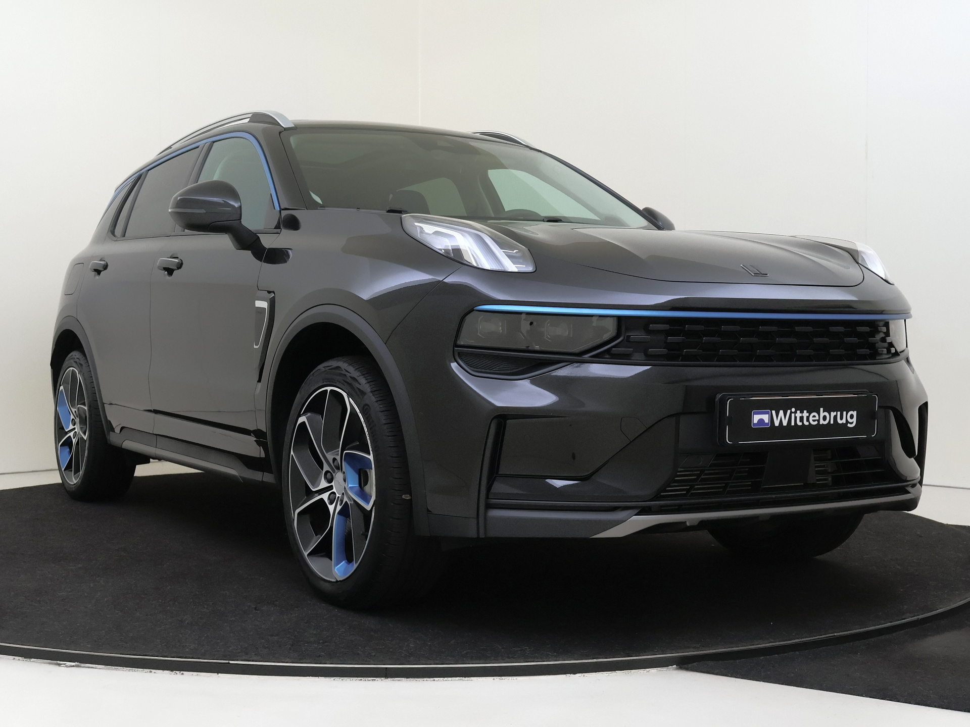 Foto van Lynk&co LYNK & Co 01