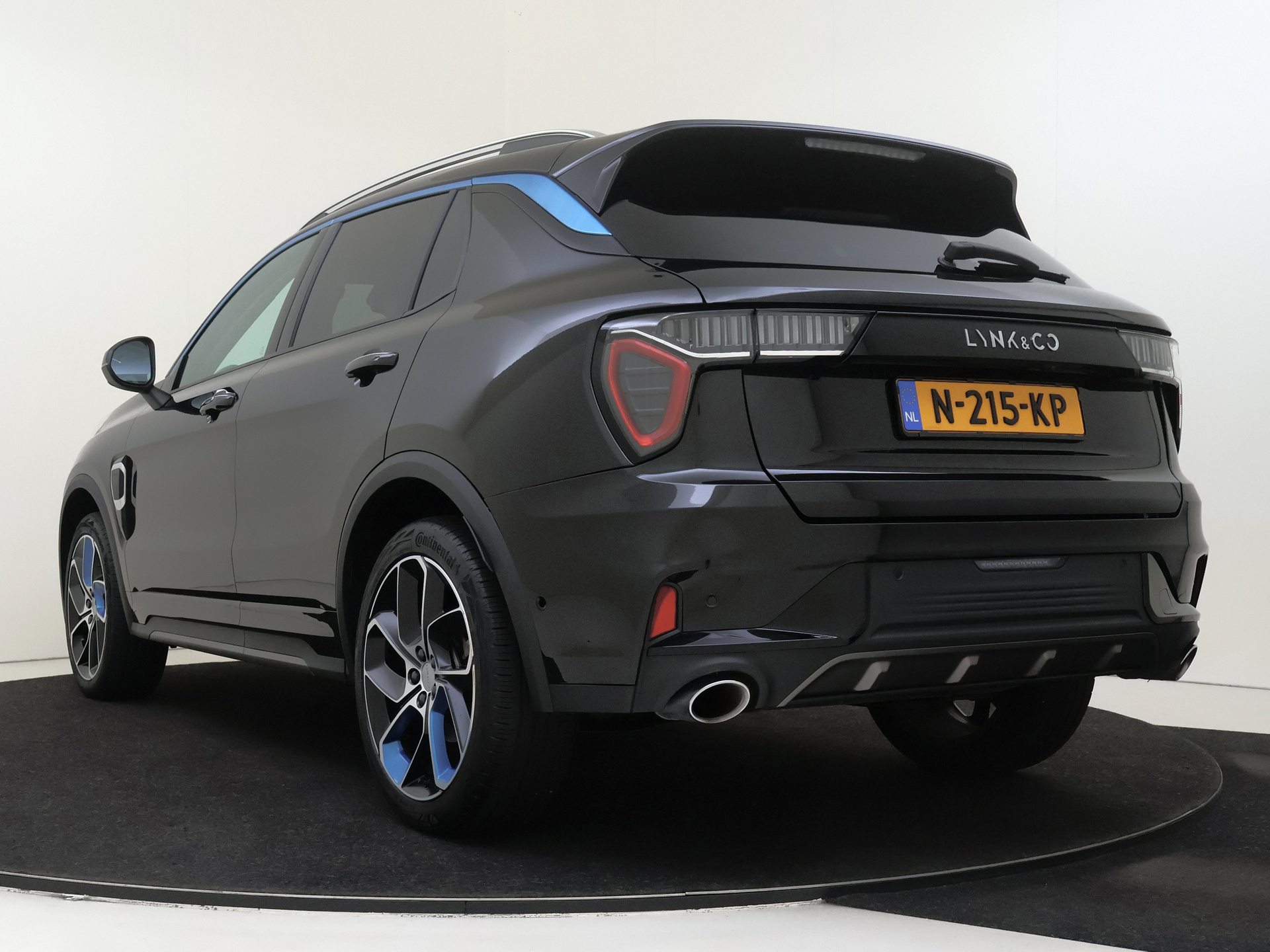 Foto van Lynk&co LYNK & Co 01