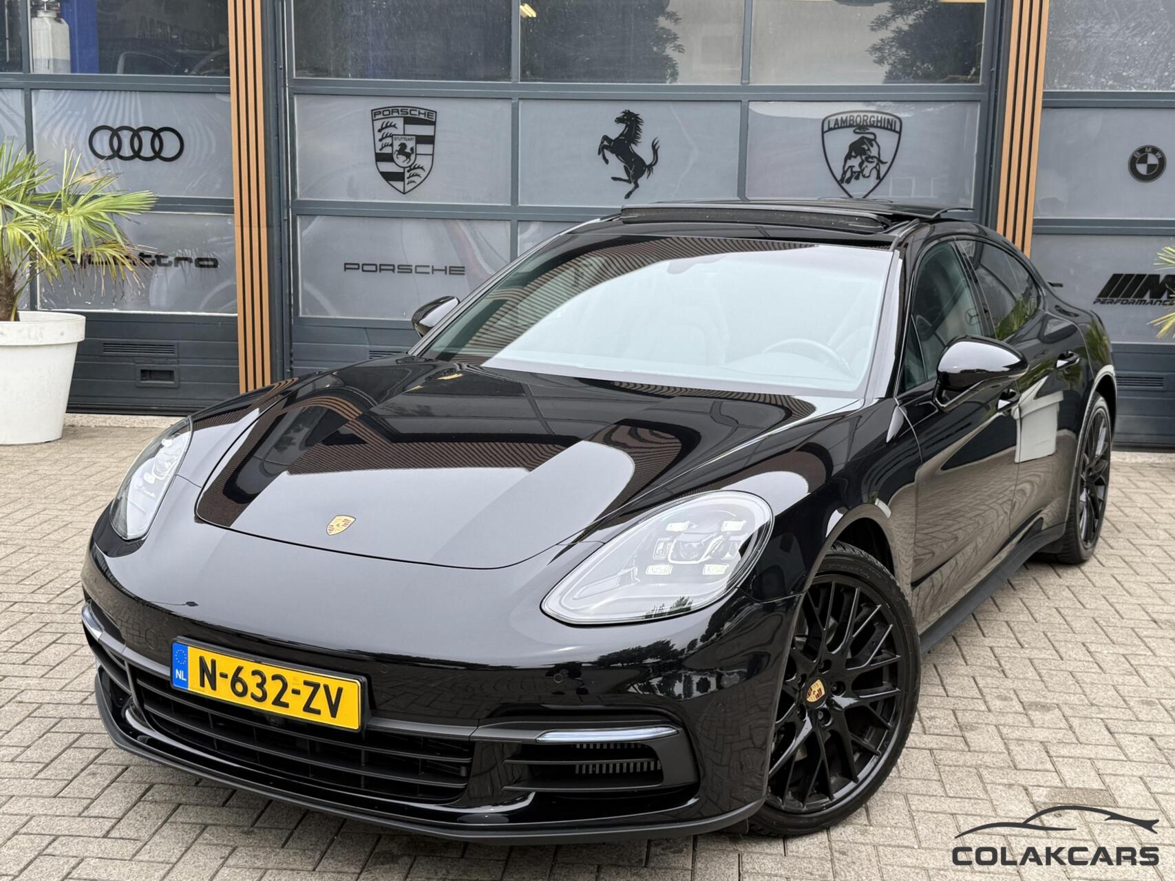Foto van Porsche Panamera 4