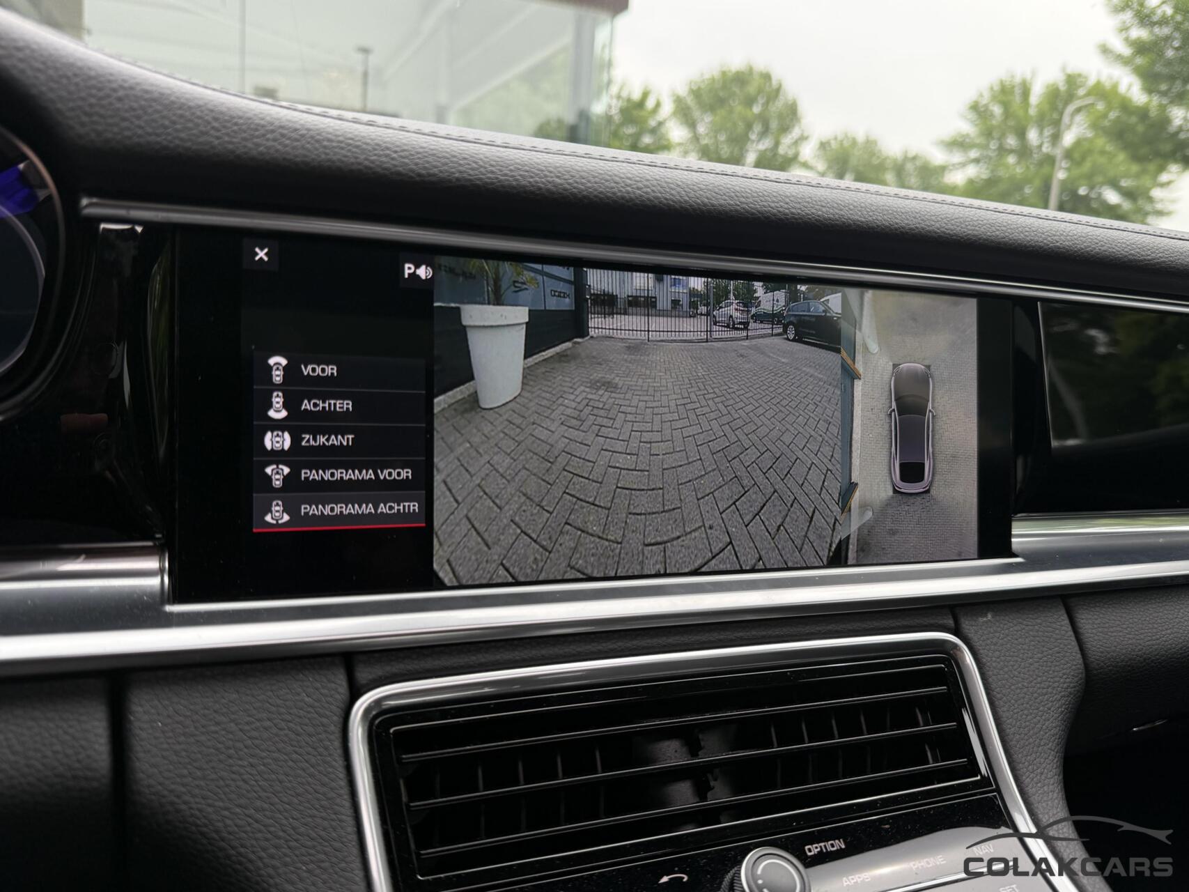 Foto van Porsche Panamera 4