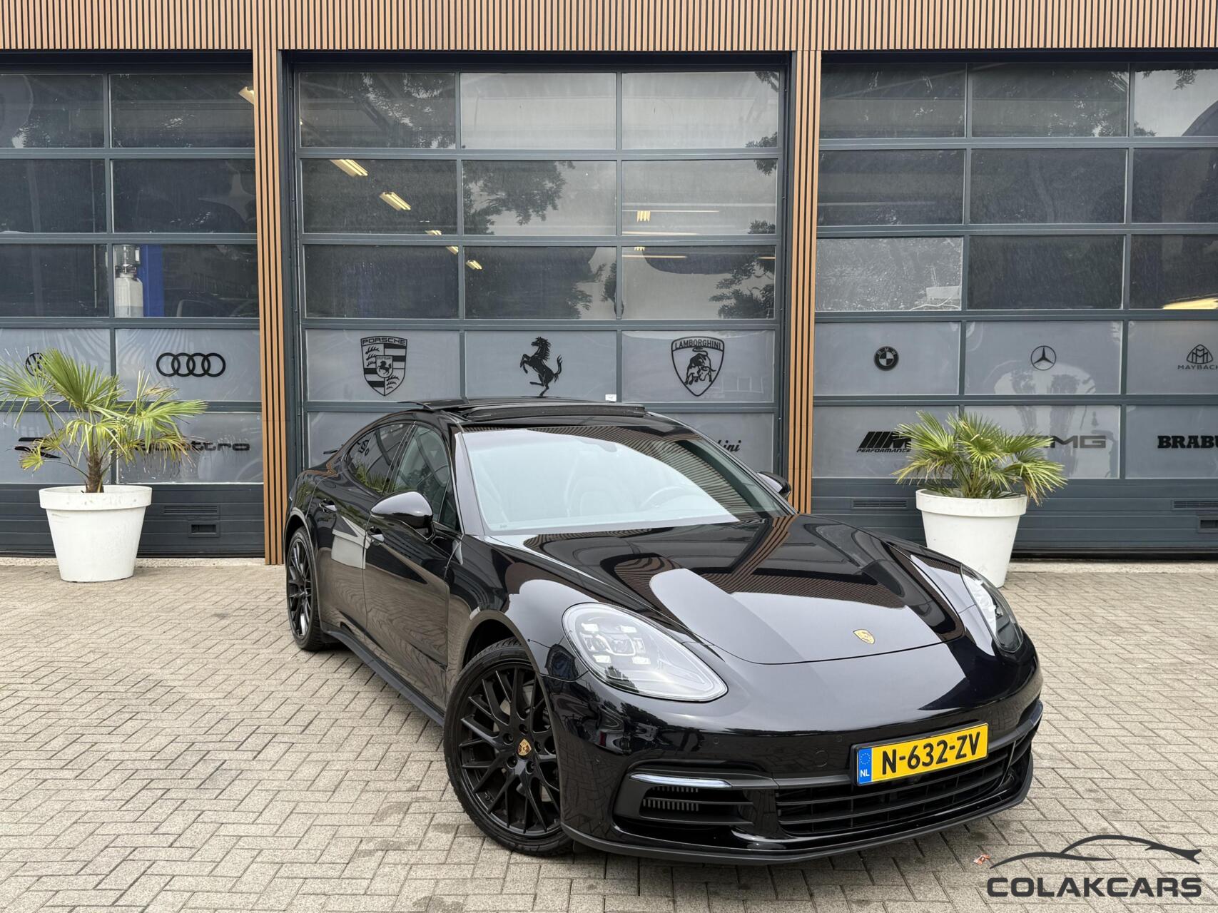Foto van Porsche Panamera 4