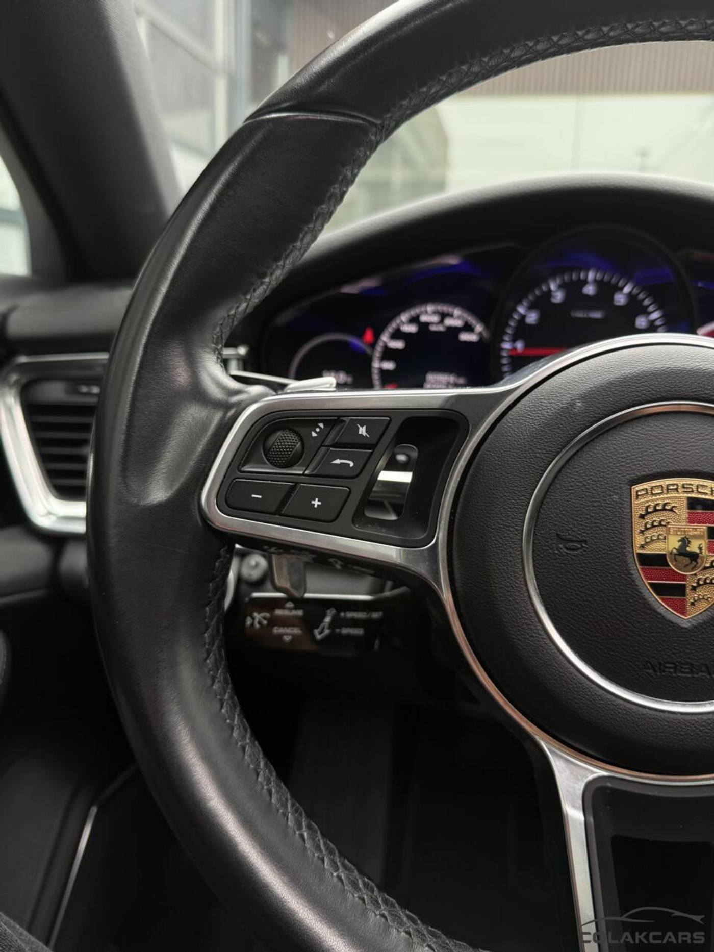 Foto van Porsche Panamera 4