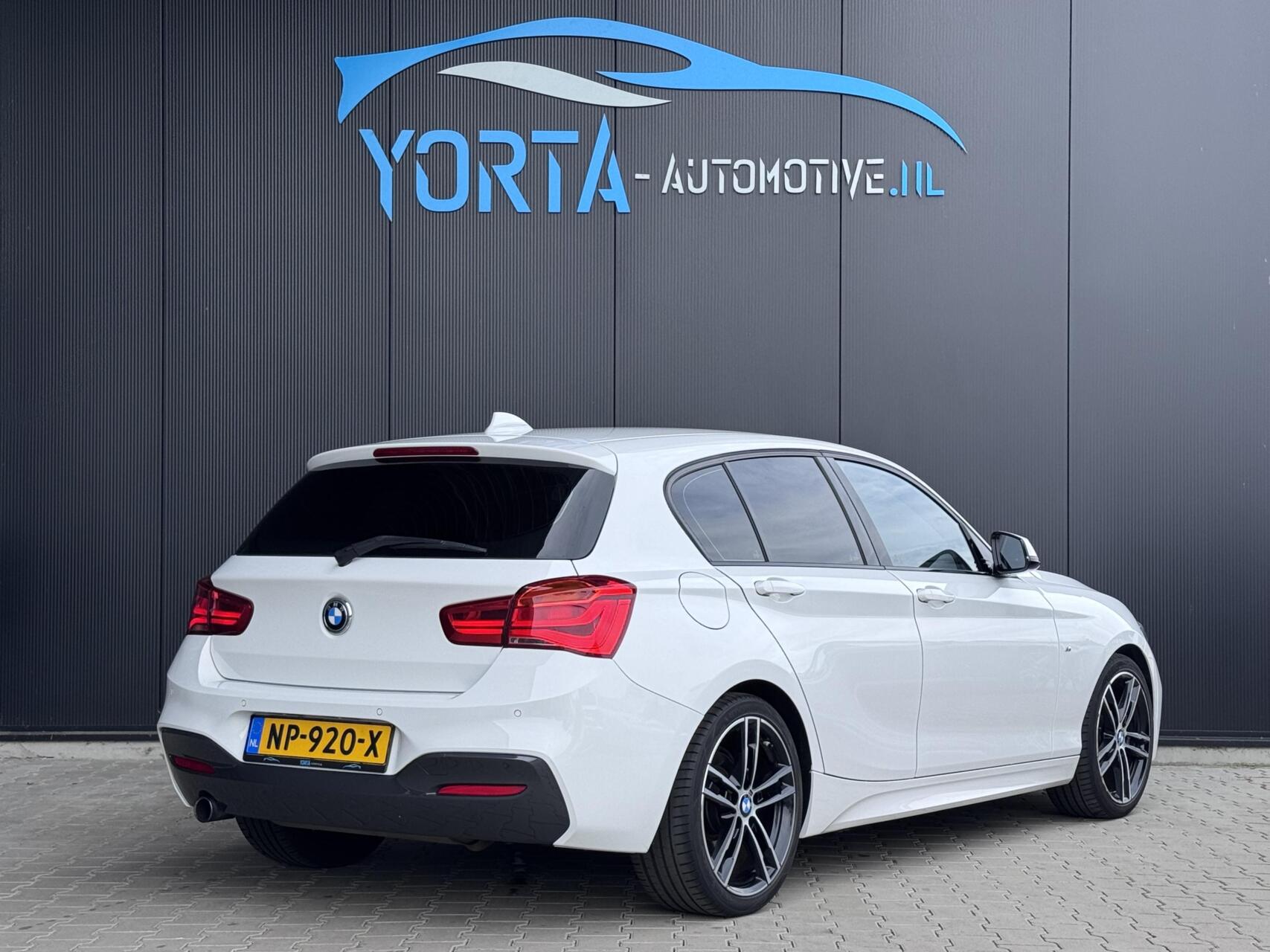 Foto van BMW 118i
