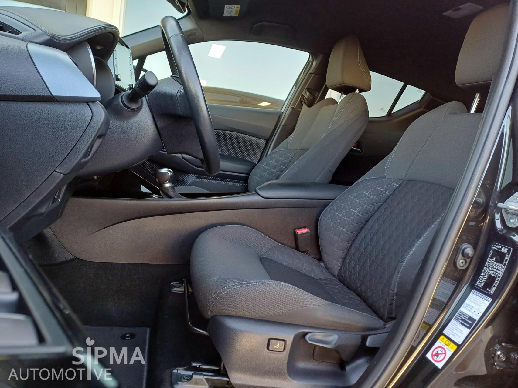 Foto van Toyota Toyota C-hr
