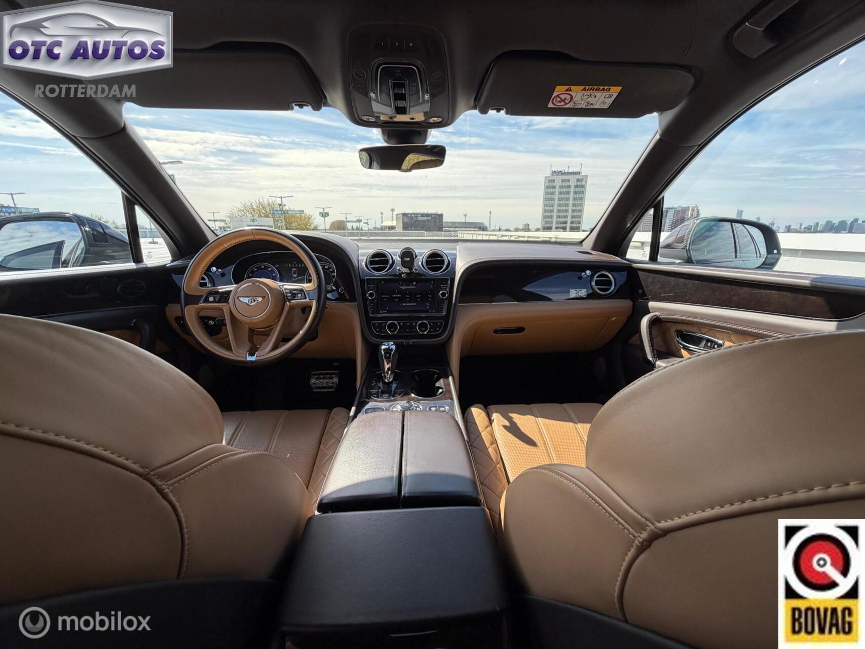 Foto van Bentley Bentayga