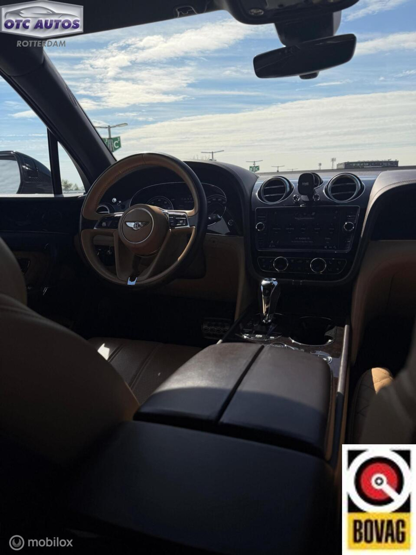 Foto van Bentley Bentayga