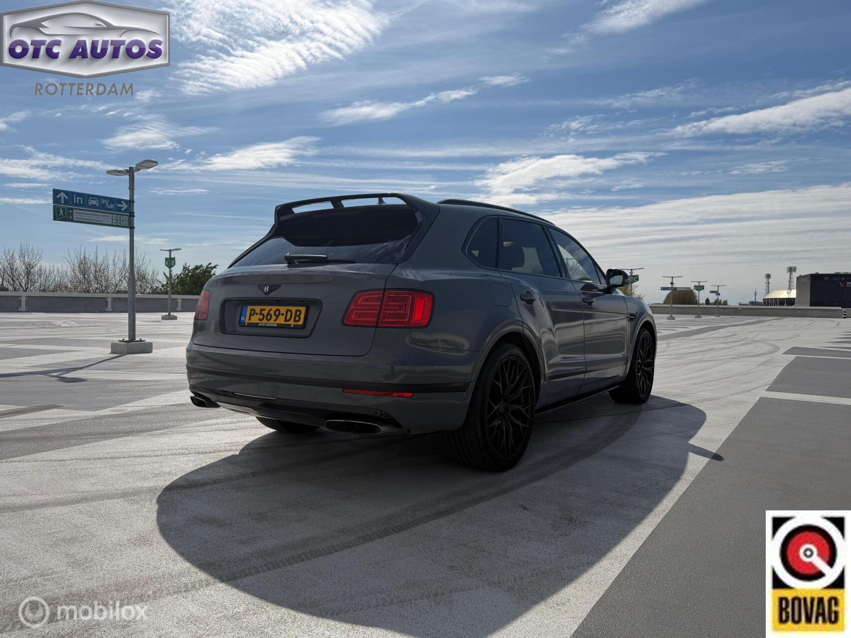 Foto van Bentley Bentayga