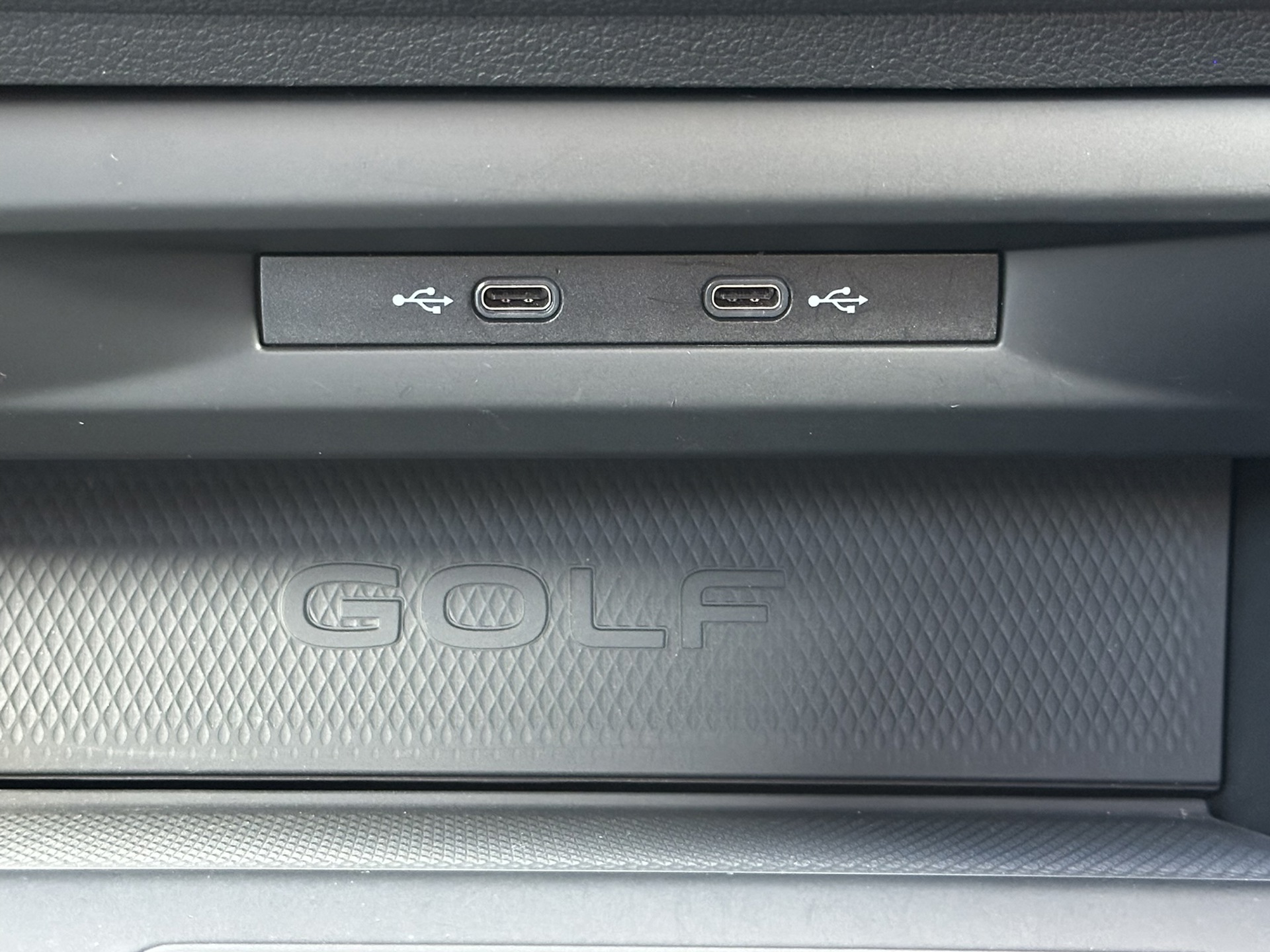 Foto van Volkswagen Golf GTE