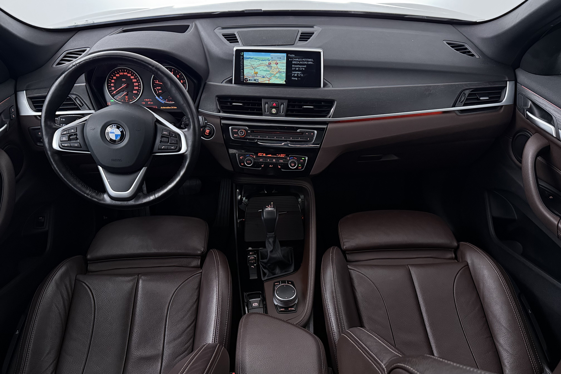 Foto van BMW X1 Sdrive20i