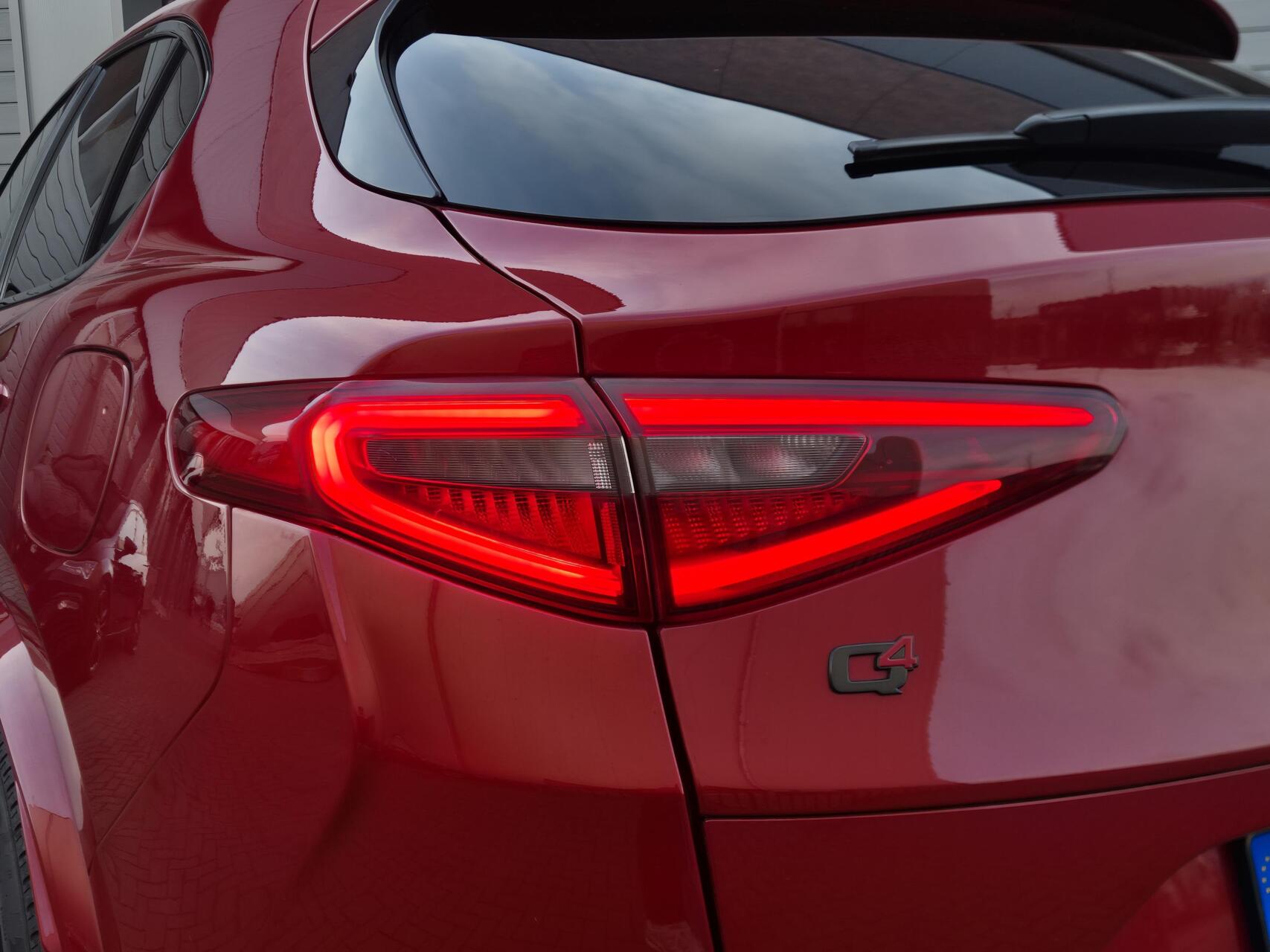 Foto van Alfa Romeo Stelvio Quadrifoglio