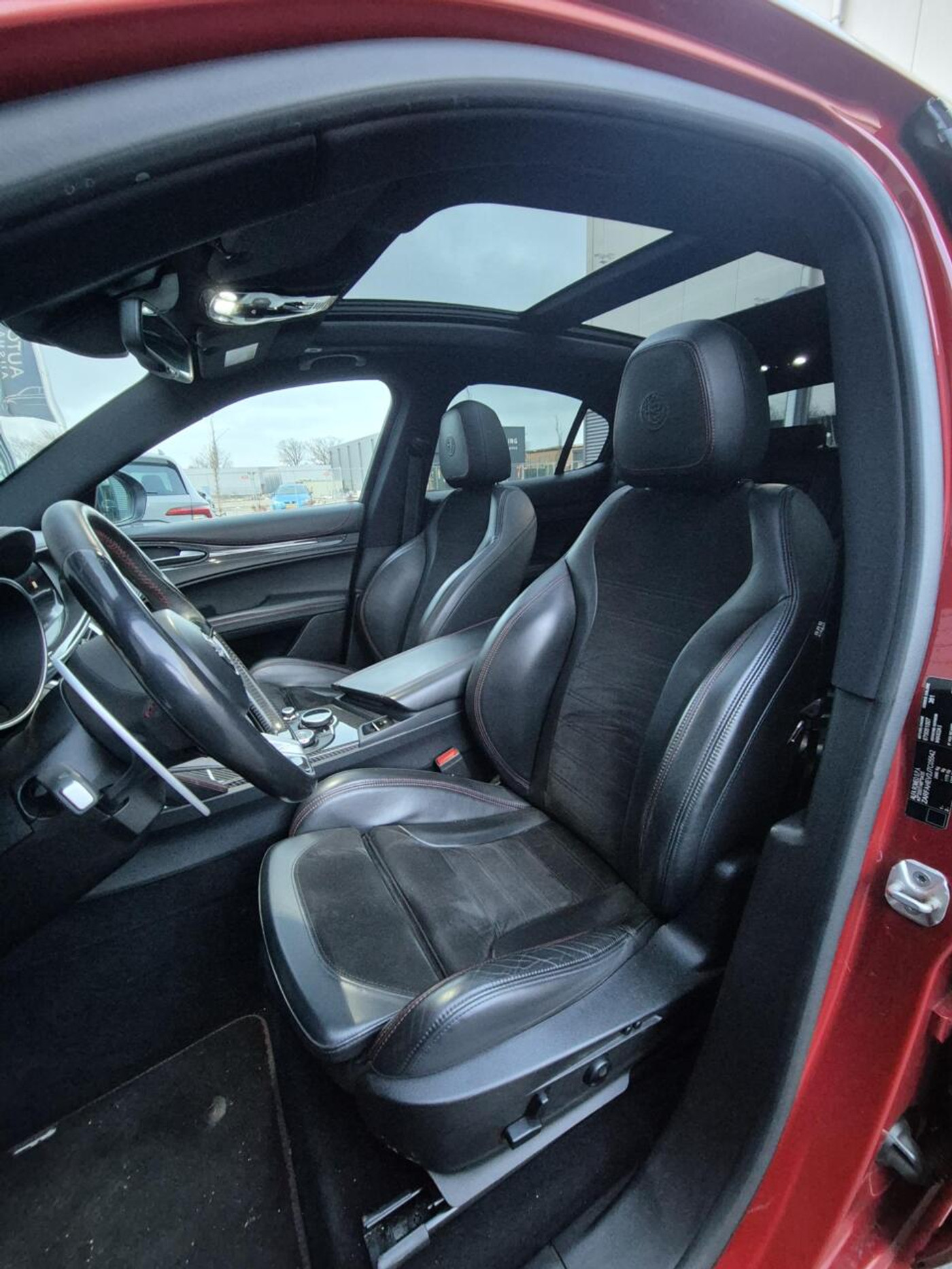 Foto van Alfa Romeo Stelvio Quadrifoglio