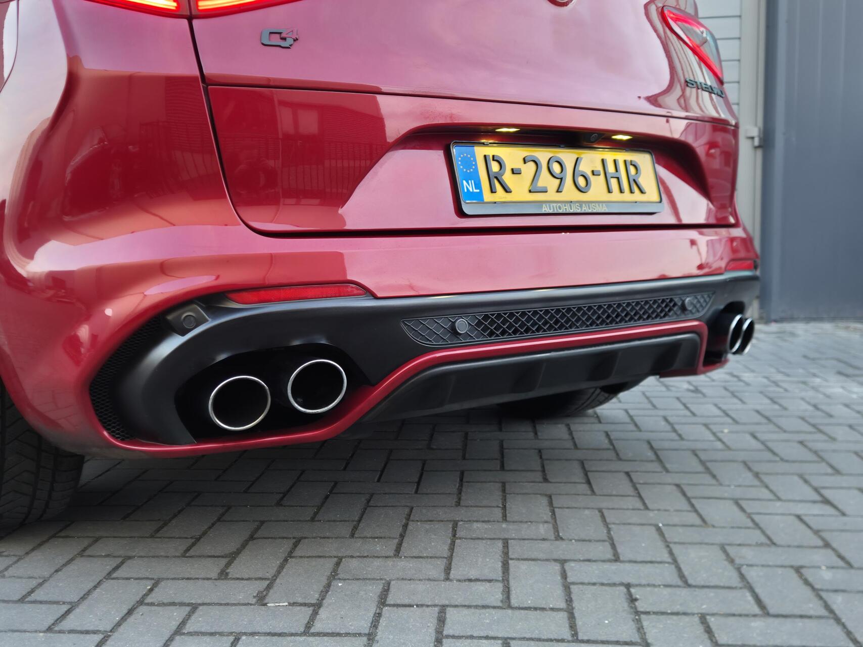 Foto van Alfa Romeo Stelvio Quadrifoglio