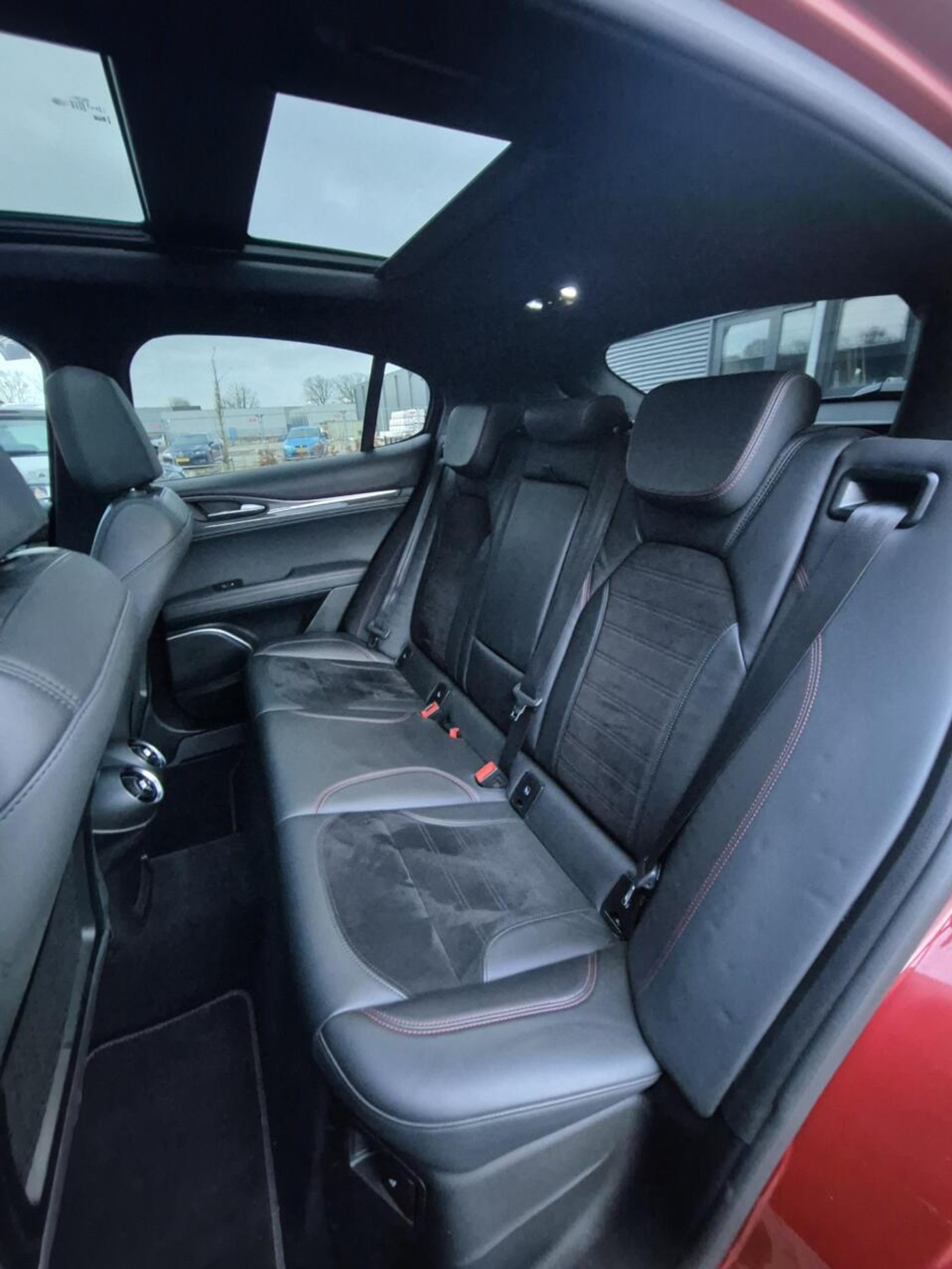 Foto van Alfa Romeo Stelvio Quadrifoglio