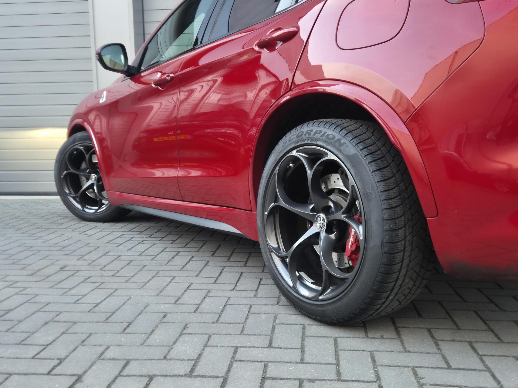 Foto van Alfa Romeo Stelvio Quadrifoglio