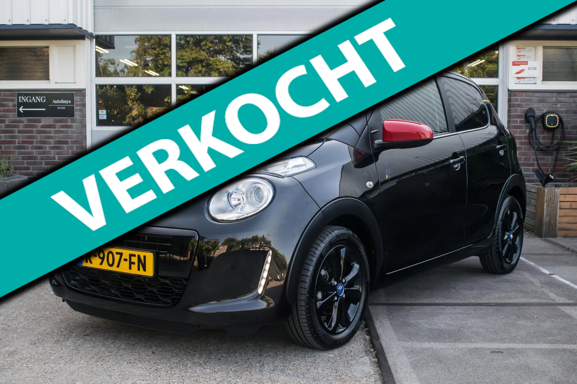 Citroen Citroen C1 1.0 VTi JCC+ Collectors Edition [ UNIEK Carplay Camera Nieuwstaat Climate Control Extra Getint Glas ] 2021 - voorkant