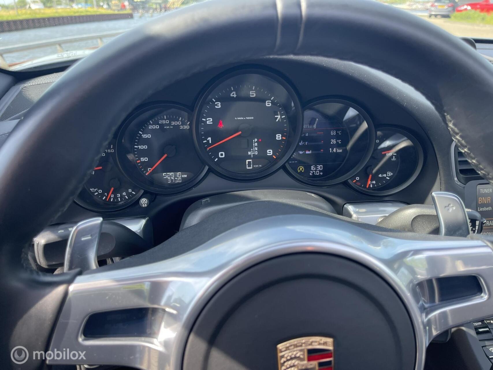 Foto van Porsche 911 Carrera