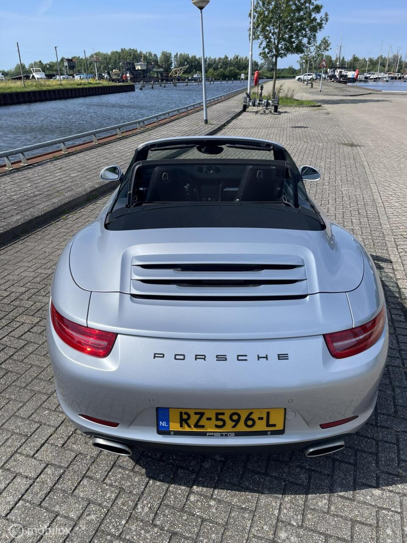 Foto van Porsche 911 Carrera