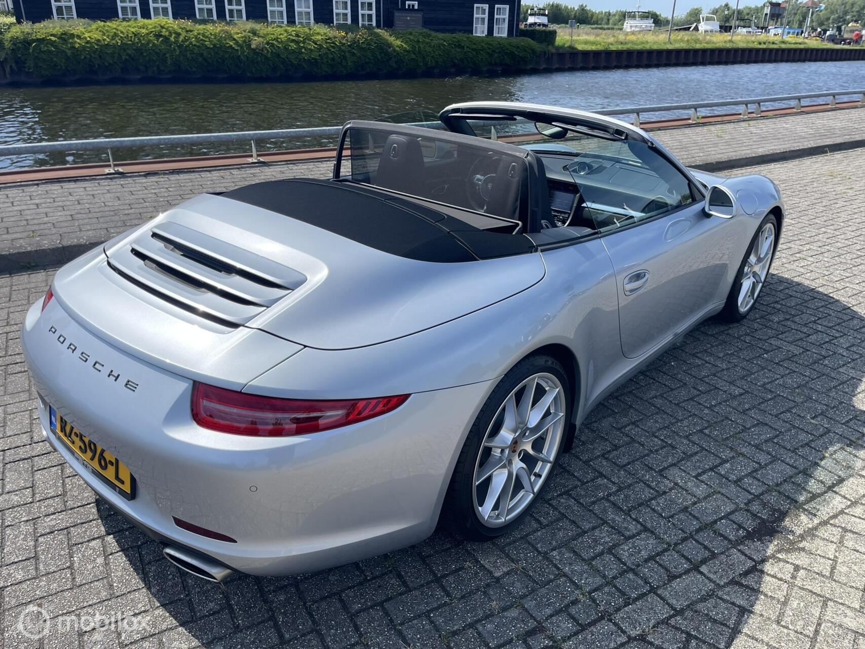 Foto van Porsche 911 Carrera
