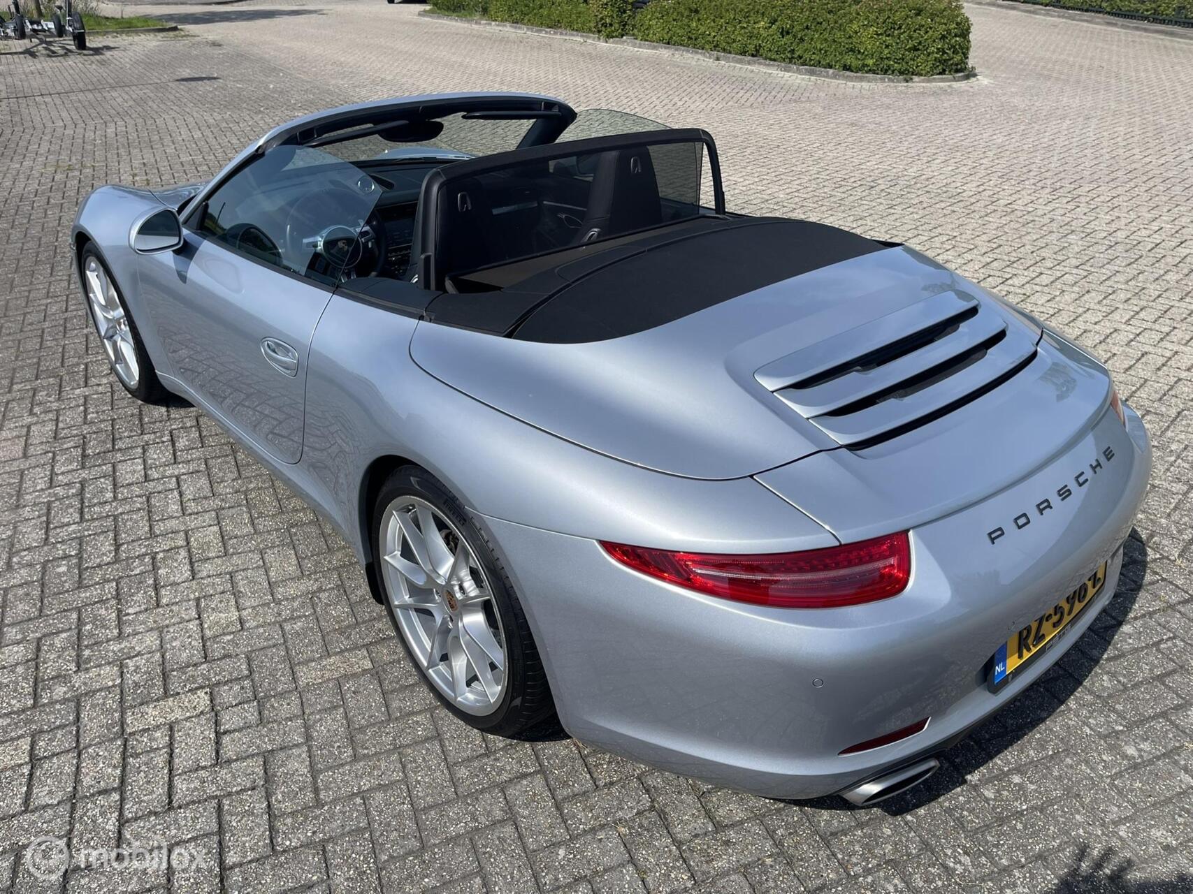 Foto van Porsche 911 Carrera