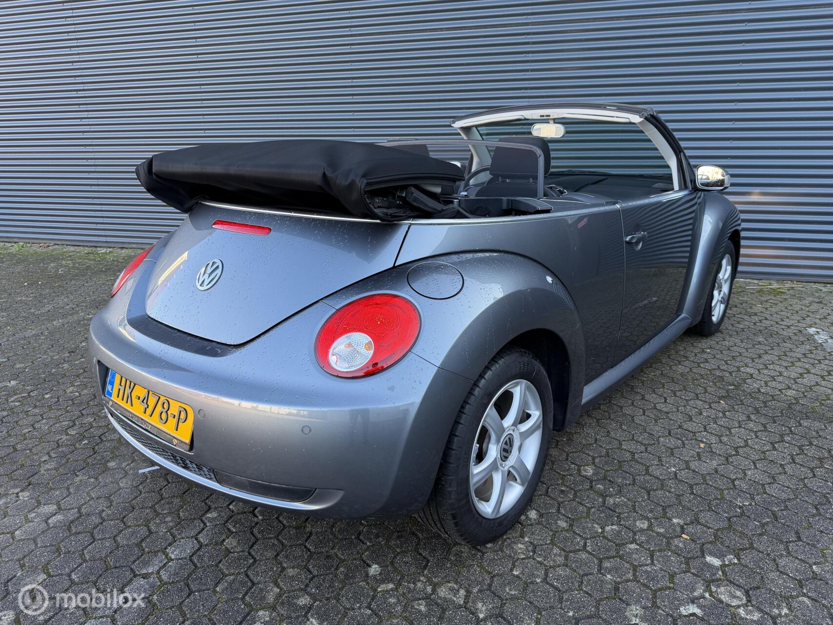 Foto van Volkswagen New Beetle Cabriolet