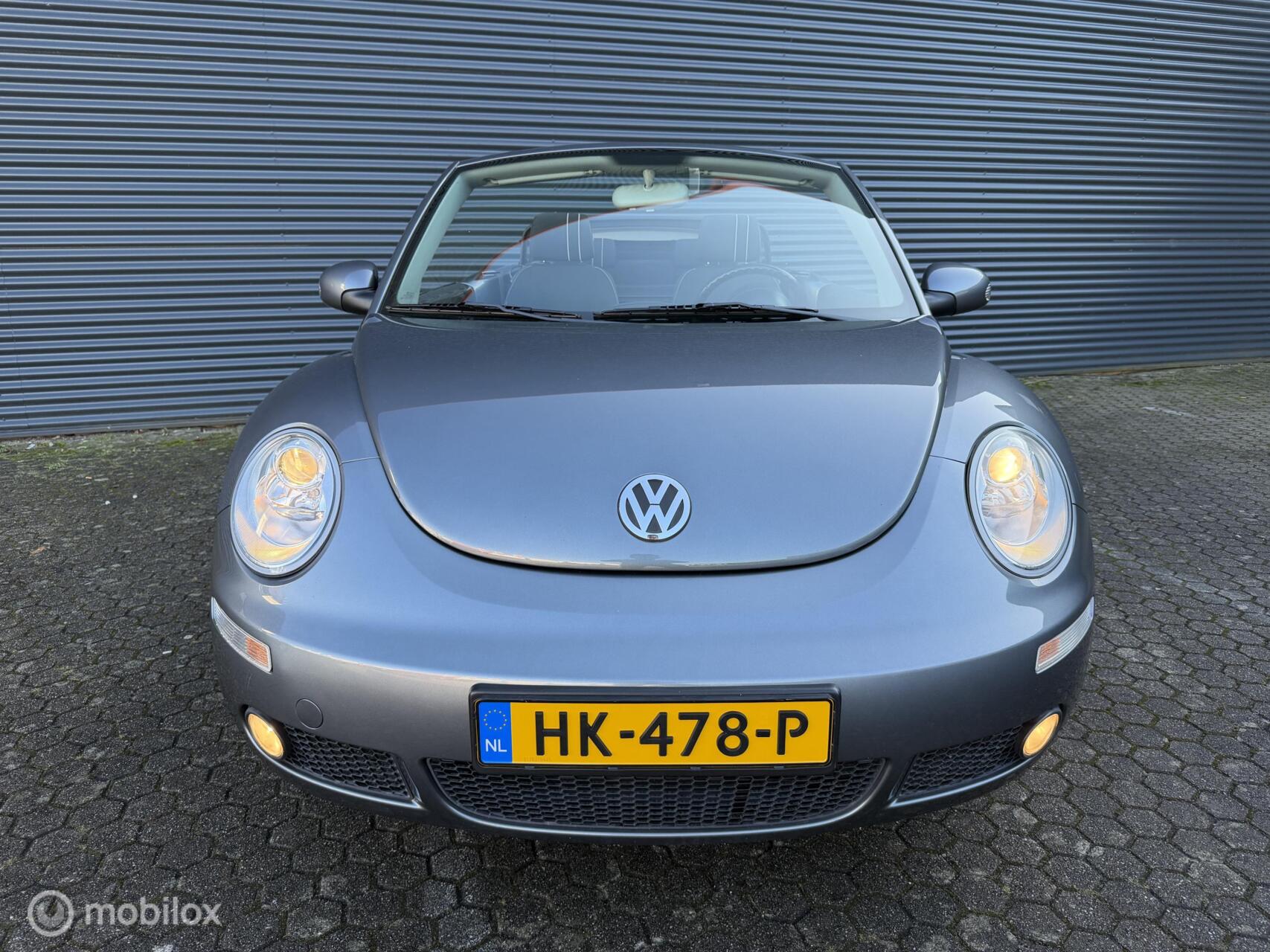 Foto van Volkswagen New Beetle Cabriolet