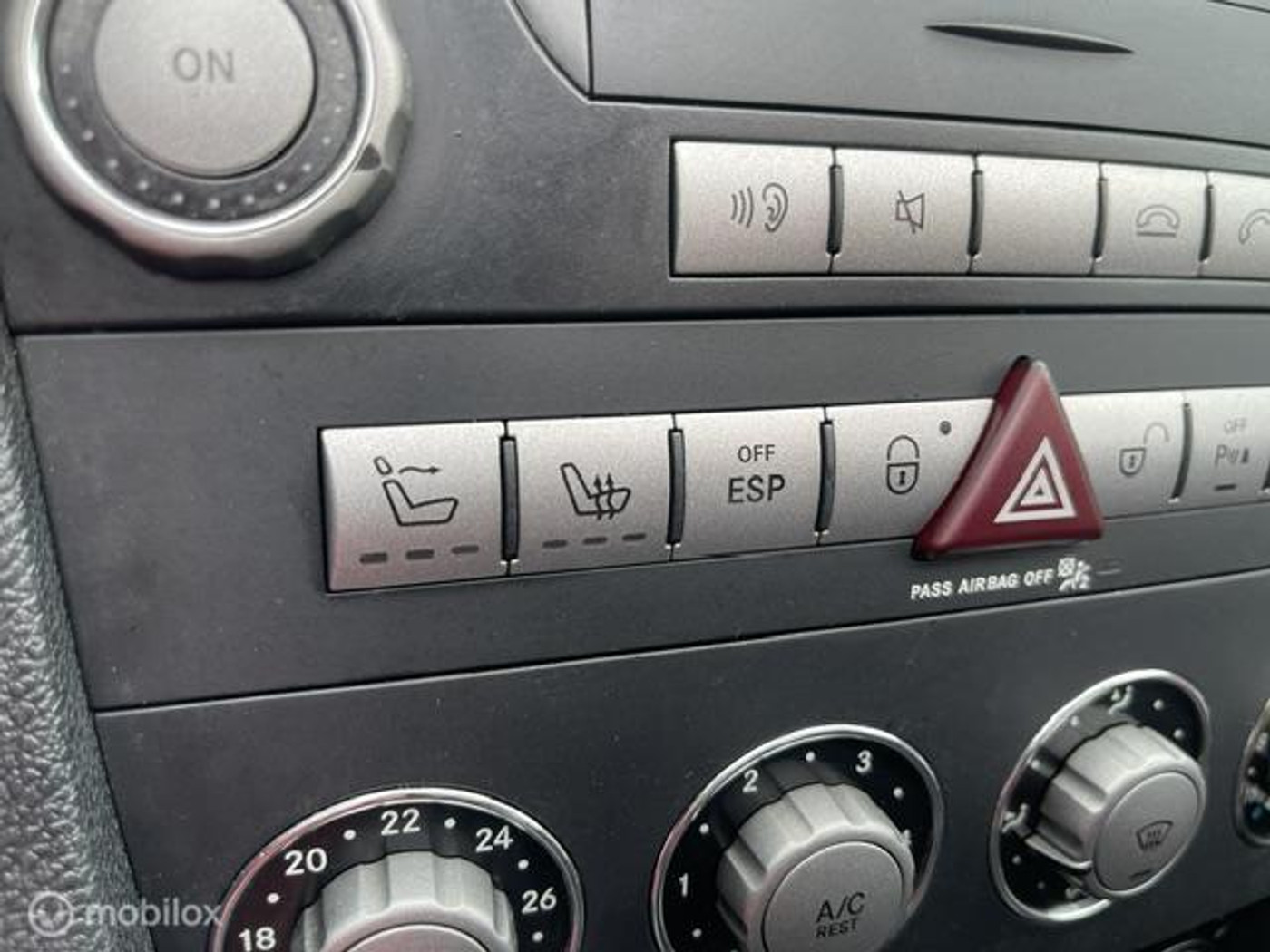 Foto van Mercedes-Benz SLK 200 Kompressor