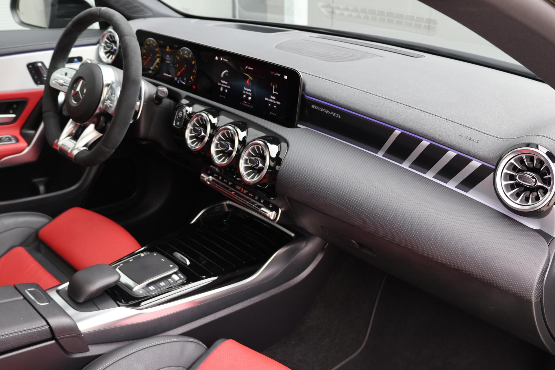 Foto van Mercedes-Benz AMG Cla 35