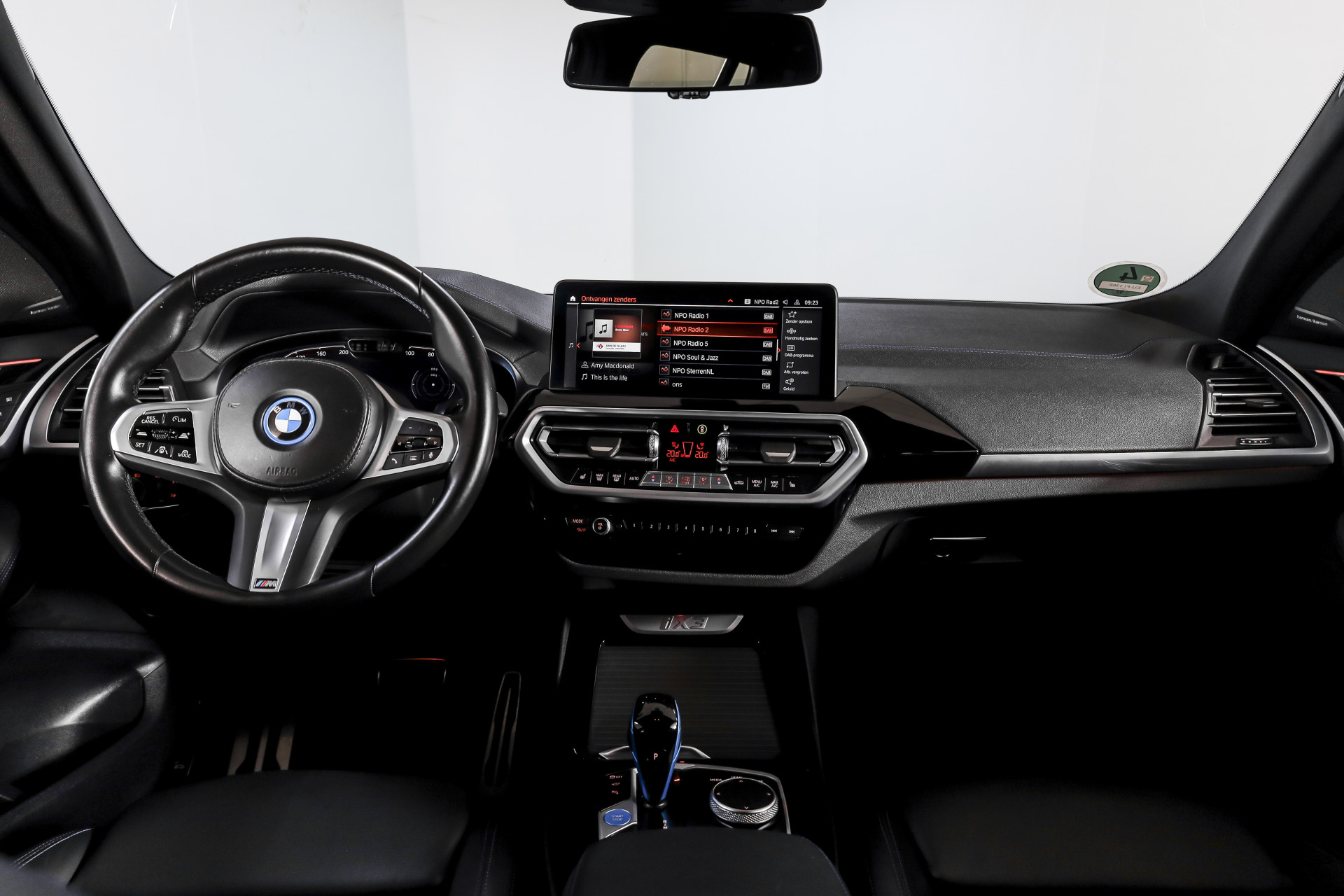 Foto van BMW Ix3
