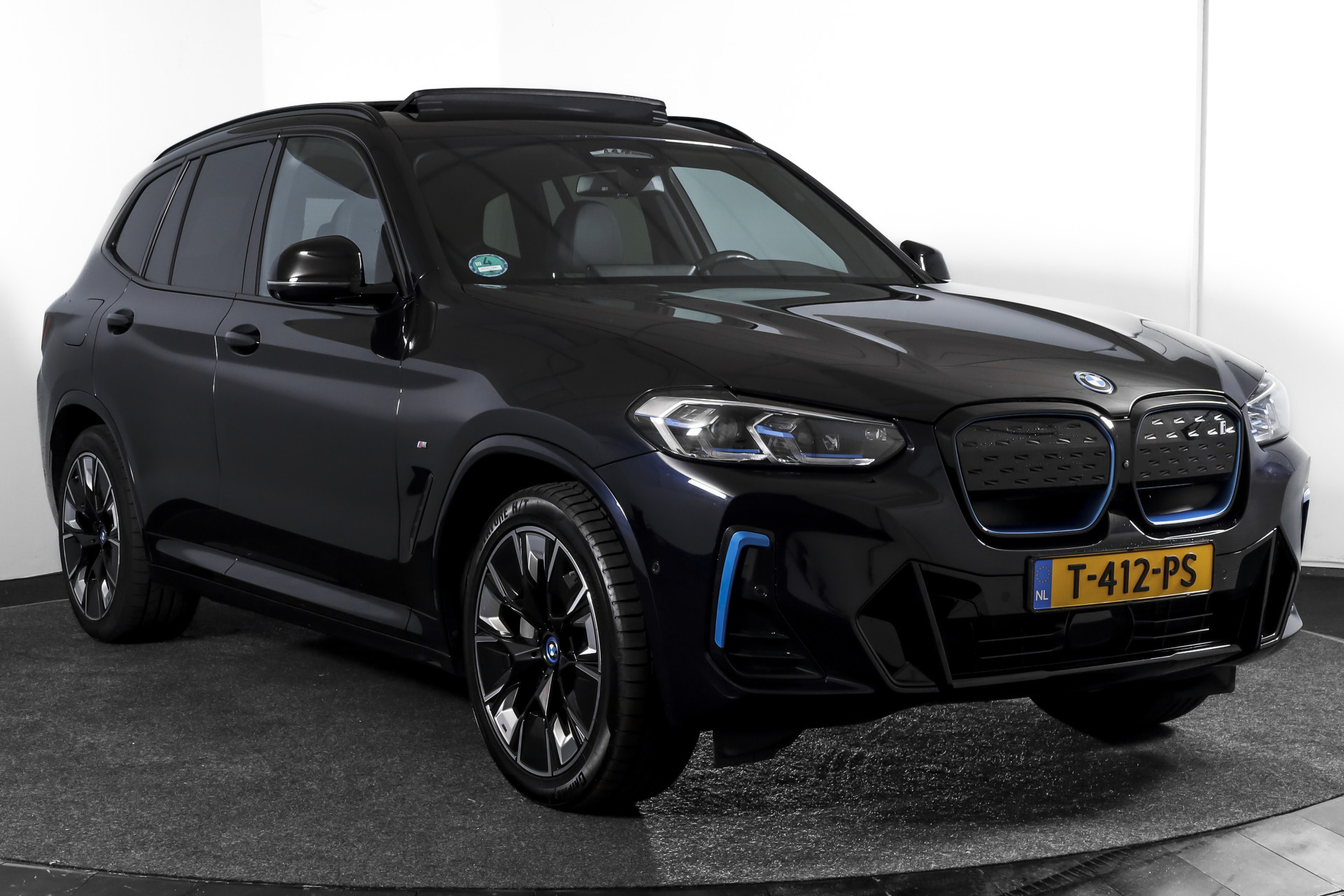 Foto van BMW Ix3