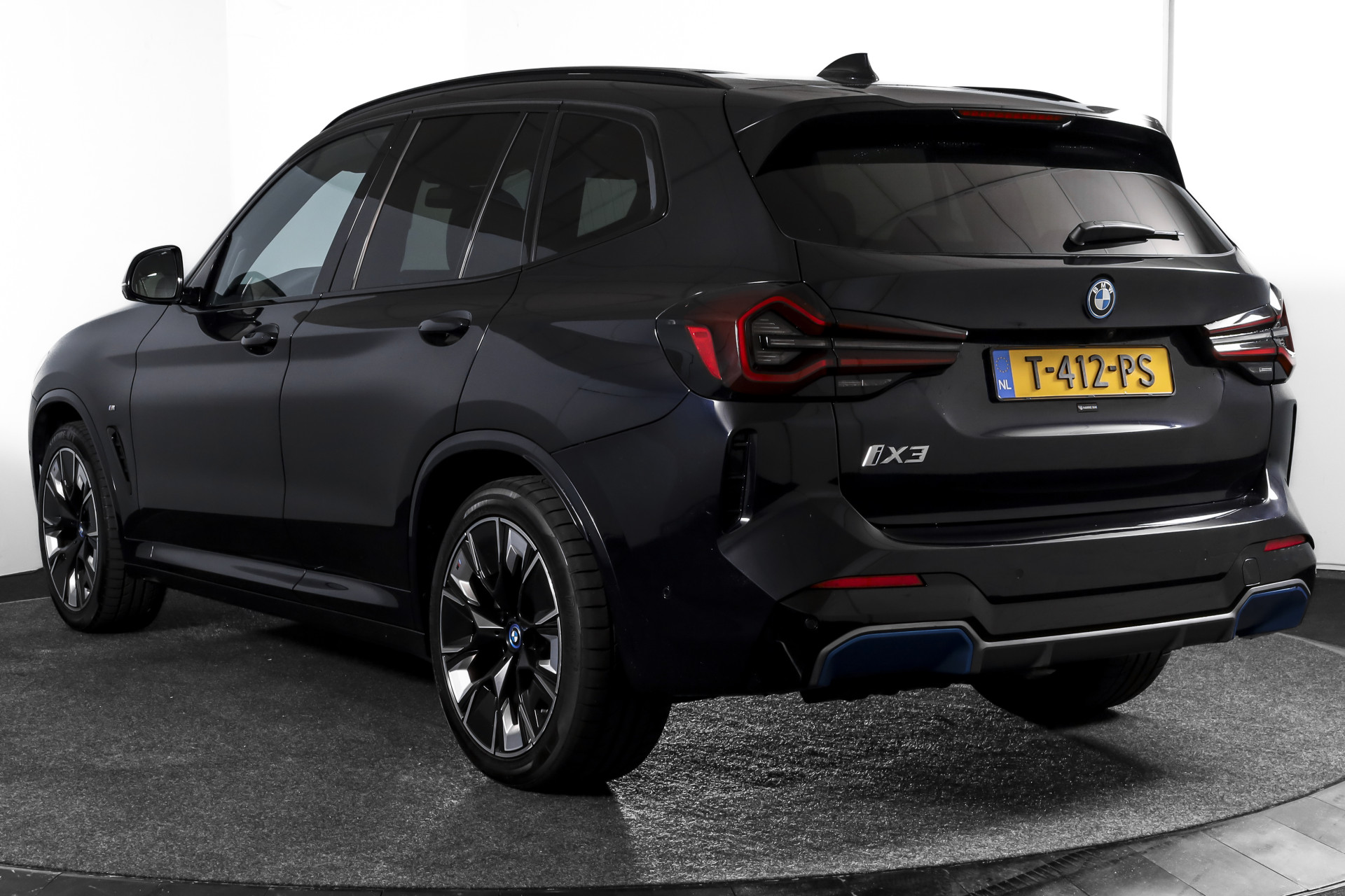 Foto van BMW Ix3
