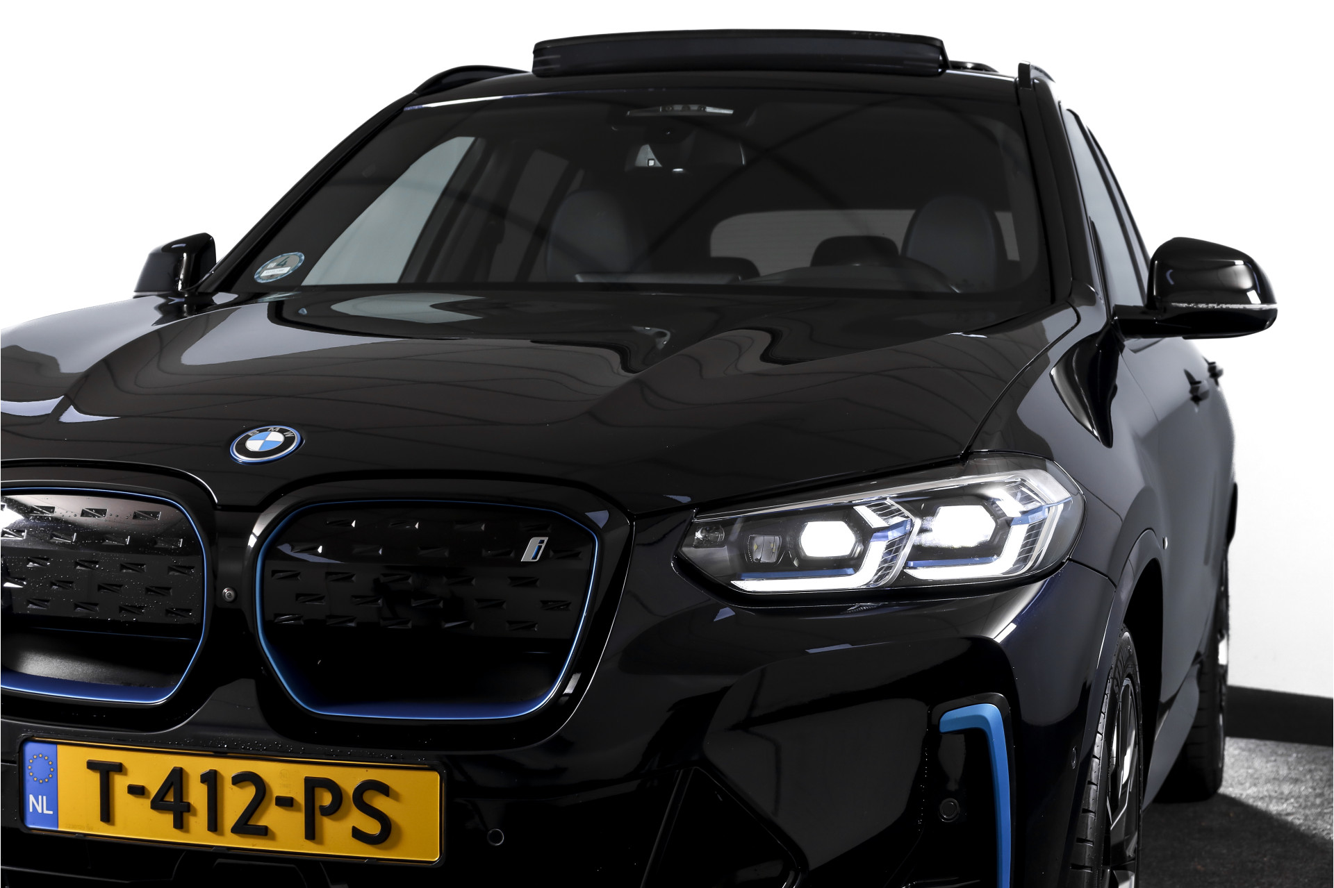 Foto van BMW Ix3